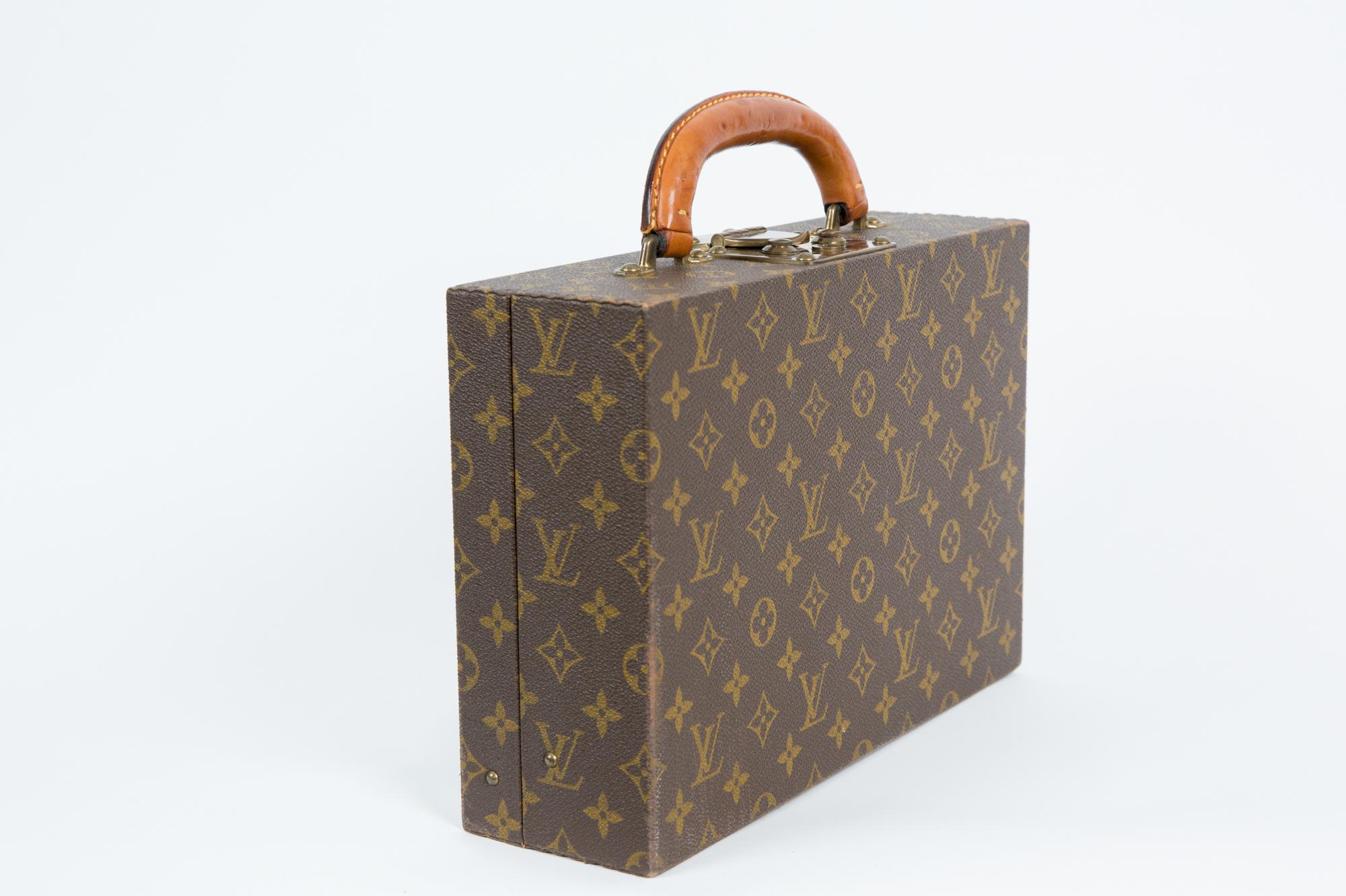 Louis Vuitton Brown Monogram Jewell Case Luggage In Excellent Condition In Paris, FR