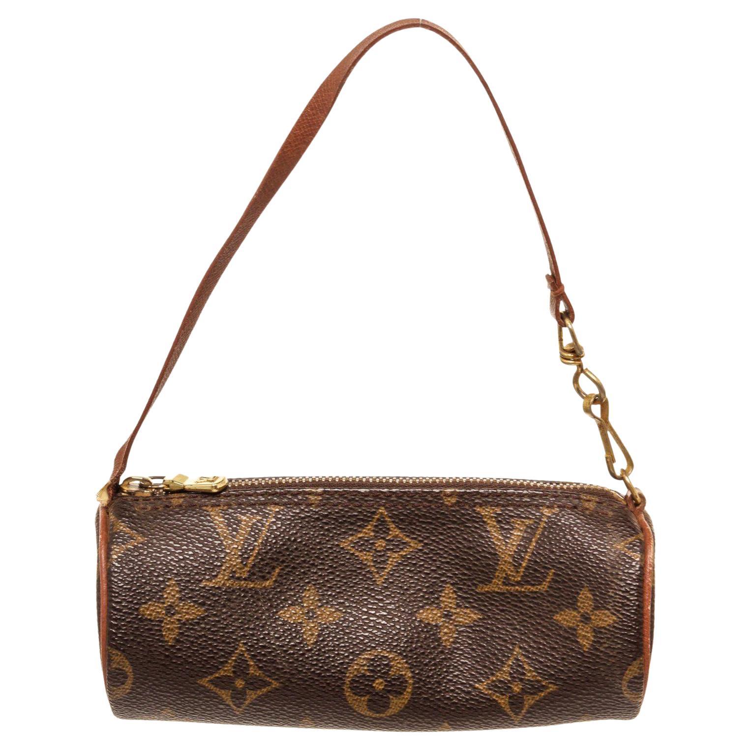 Vintage Louis Vuitton Shoulder Bags 2,720 For Sale at 1stDibs 90s