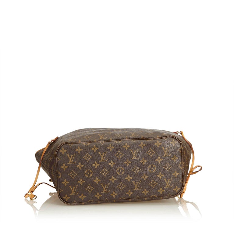 MY LV WORLD TOUR Louis Vuitton Neverfull MM How it Works & FIRST