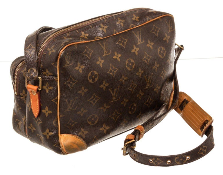Nile leather crossbody bag Louis Vuitton Brown in Leather - 35646092