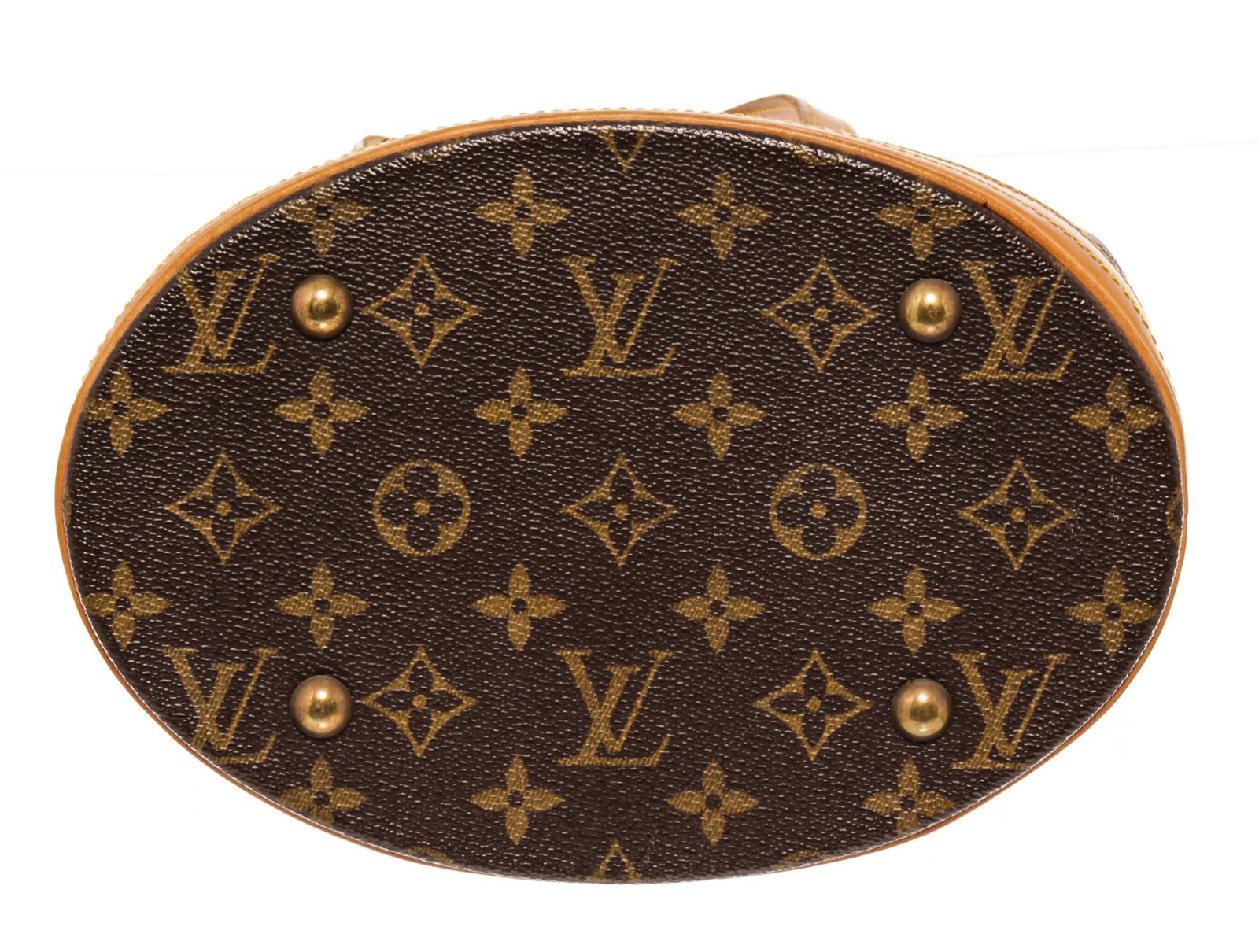 Louis Vuitton Brown Monogram PM Bucket Bag In Good Condition In Irvine, CA
