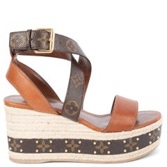 LOUIS VUITTON brown Monogram & Raffia BOUNDY Wedge Sandals Shoes 37