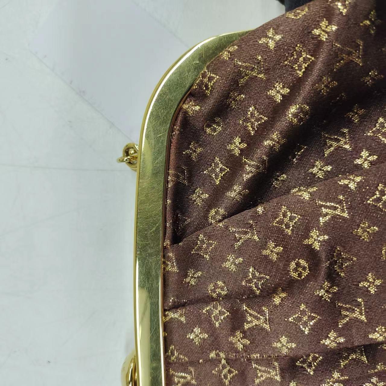 Louis Vuitton Brown Monogram Satin Aumoniere Evening Clutch Bag In Excellent Condition For Sale In AUBERVILLIERS, FR
