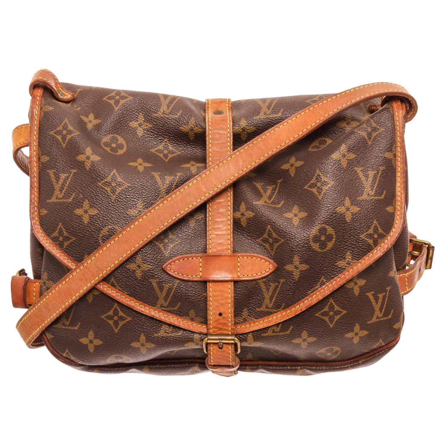Louis Vuitton Brown Monogram Saumur 23cm Crossbody Bag For Sale at 1stDibs