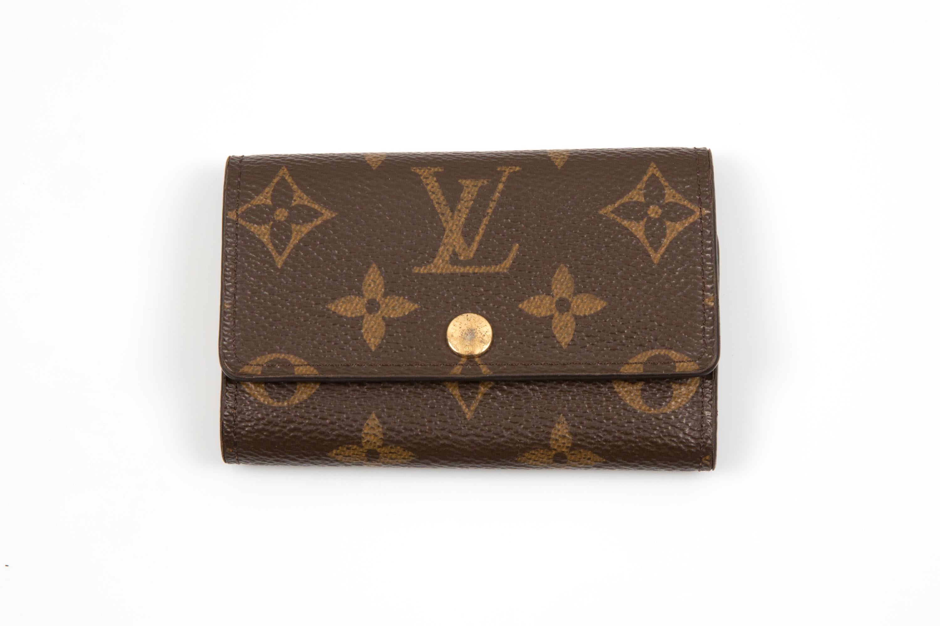 Porte-clés à six crochets Louis Vuitton Monogram marron en vente 2