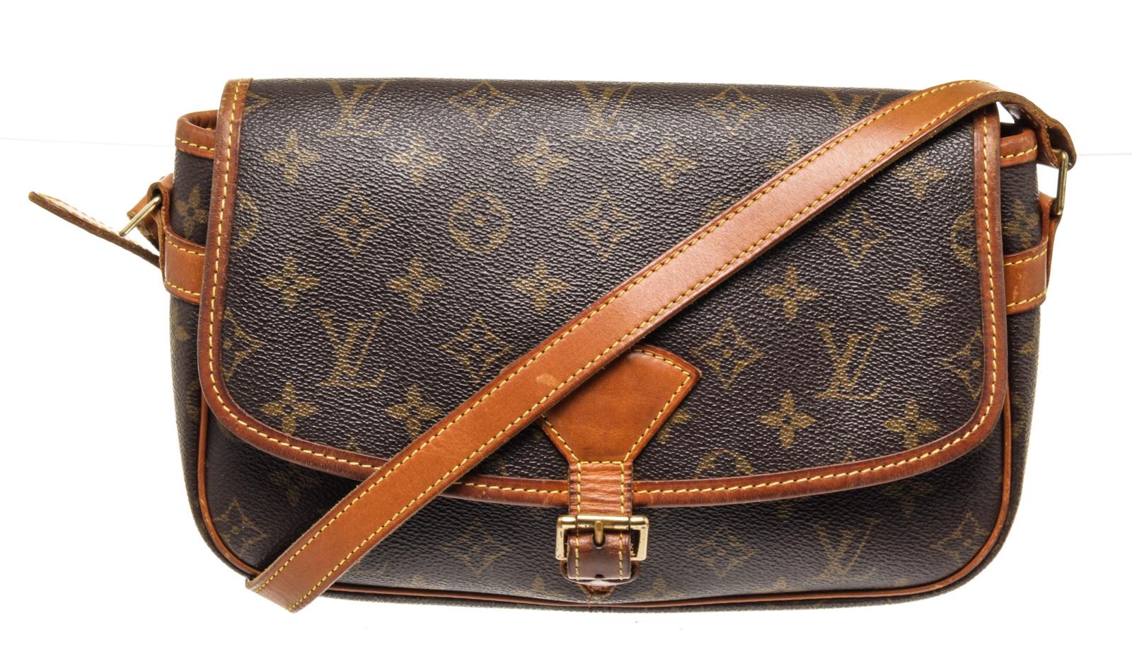 Louis Vuitton Brown Monogram Sologne Crossbody Bag with monogram canvas, gold-toneÂ hardware, trim tan vachetta leather, interior slip pockets, canvas lining, shoulder strapÂ and flapÂ closure.

48919MSC