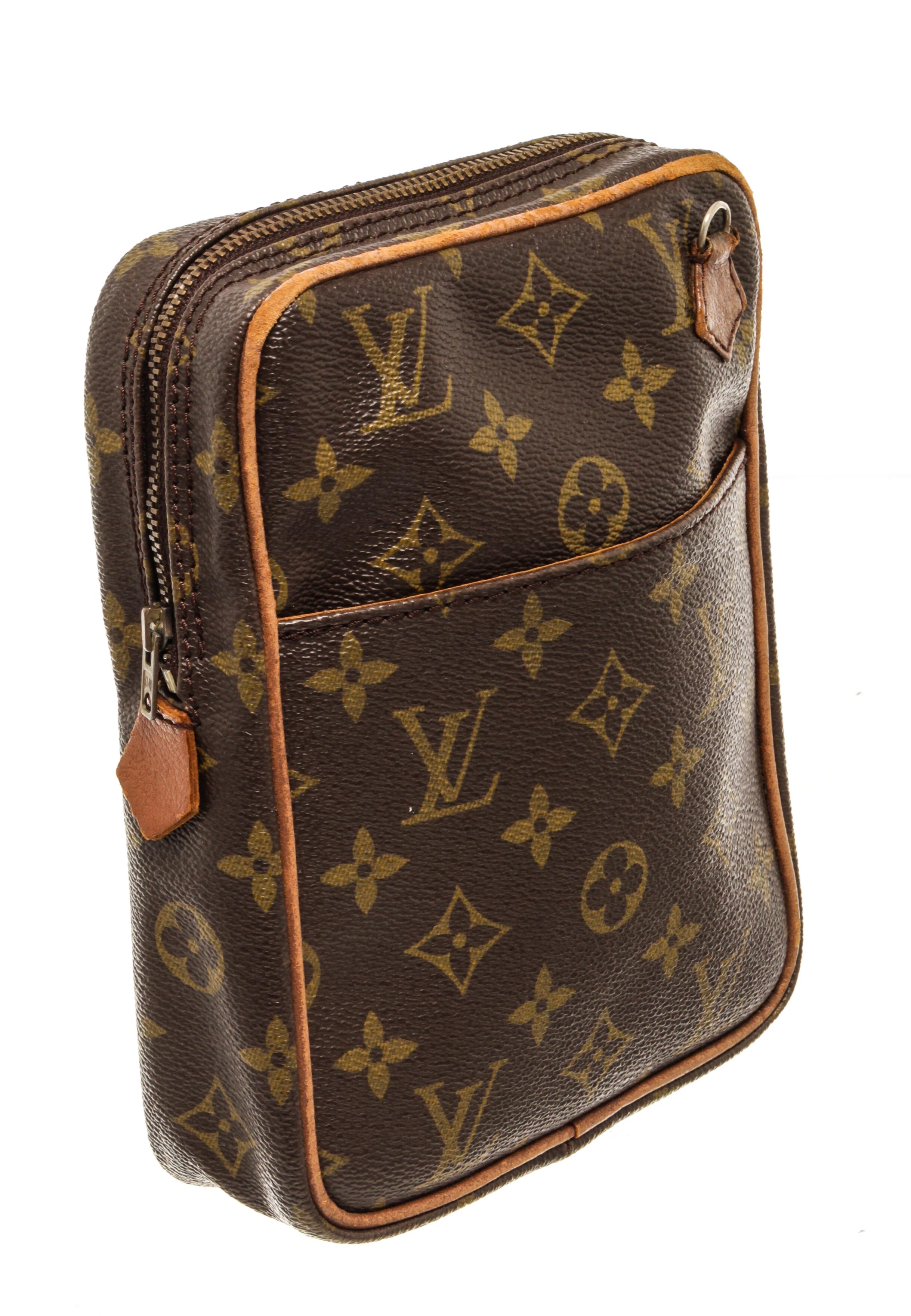 Louis Vuitton Brown Monogram Vintage Danbue Bag In Good Condition In Irvine, CA