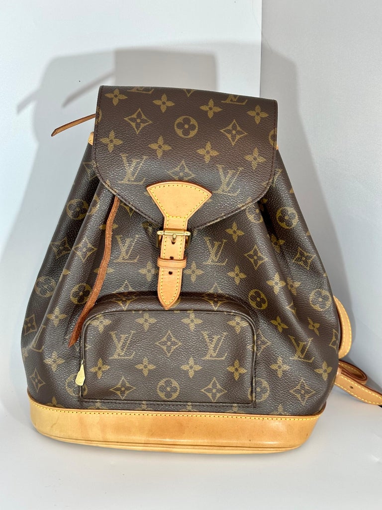 Montsouris vintage leather backpack Louis Vuitton Brown in Leather -  28938314