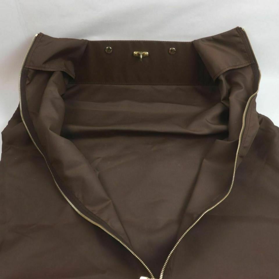 Louis Vuitton Brown Nylon Garment Cover Bag 860998 In Good Condition In Dix hills, NY