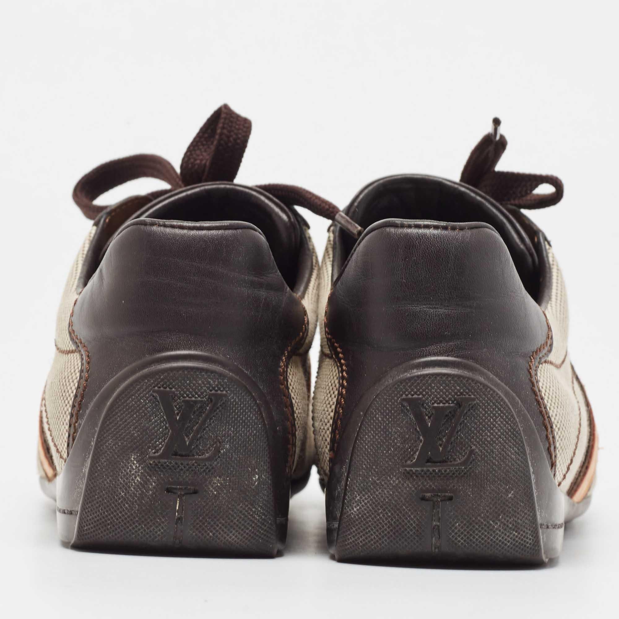 Louis Vuitton Brown/Off-White Canvas And Leather Low Top Sneakers Size 37 For Sale 4