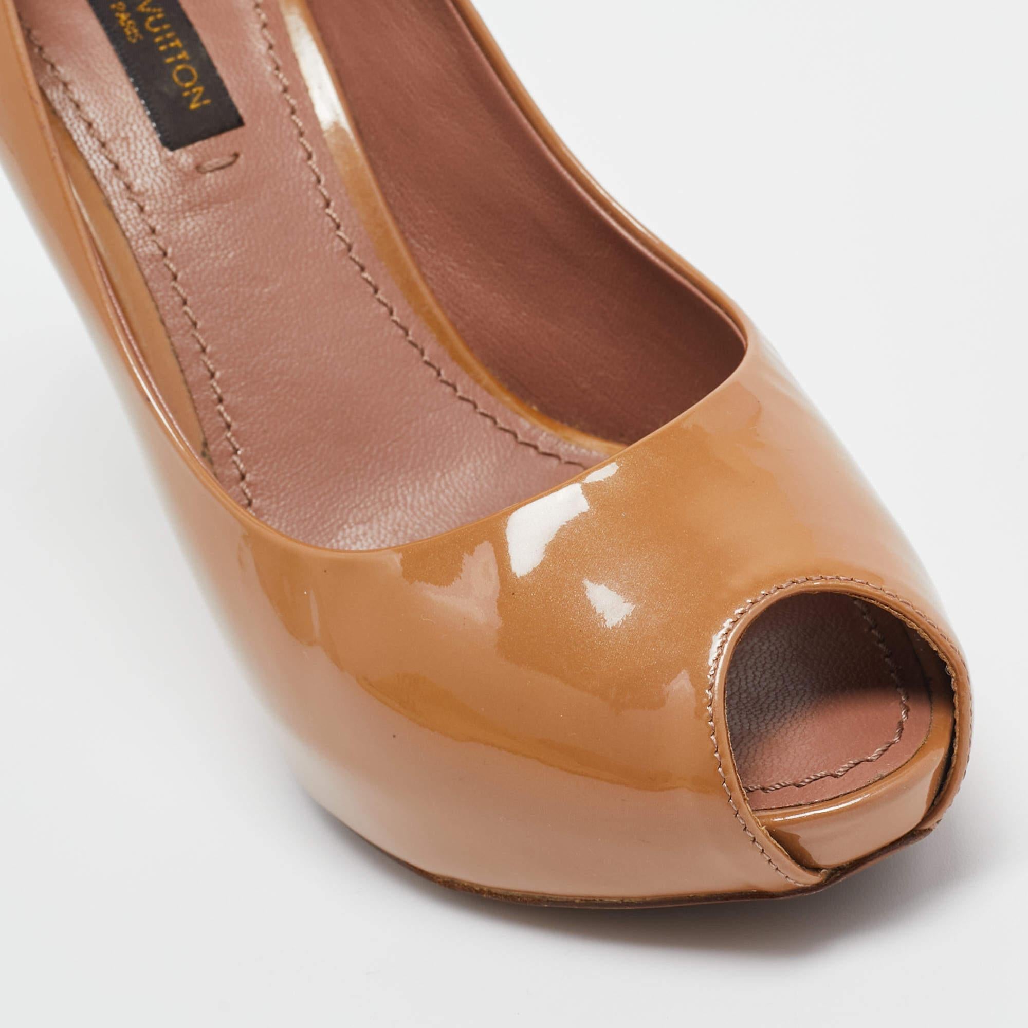 Women's Louis Vuitton Brown Patent Leather Oh Really! Pumps Size 35 For Sale