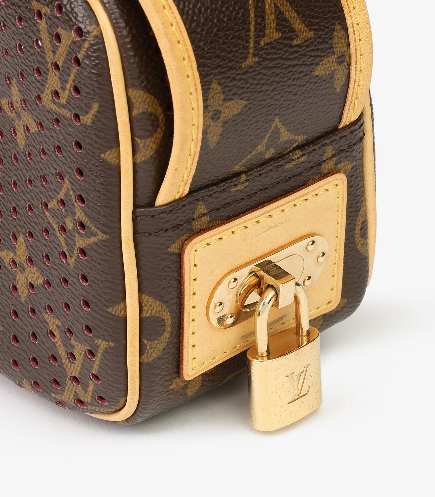 Louis Vuitton Marrone Monogram traforato in tela rivestita, Fuschia Mini Trocadero in vendita 3