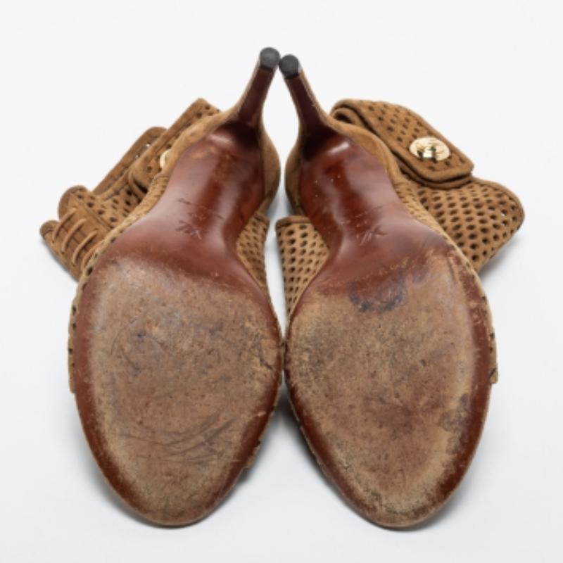 Louis Vuitton - Bottines en daim perforé Brown - Taille 39 en vente 3