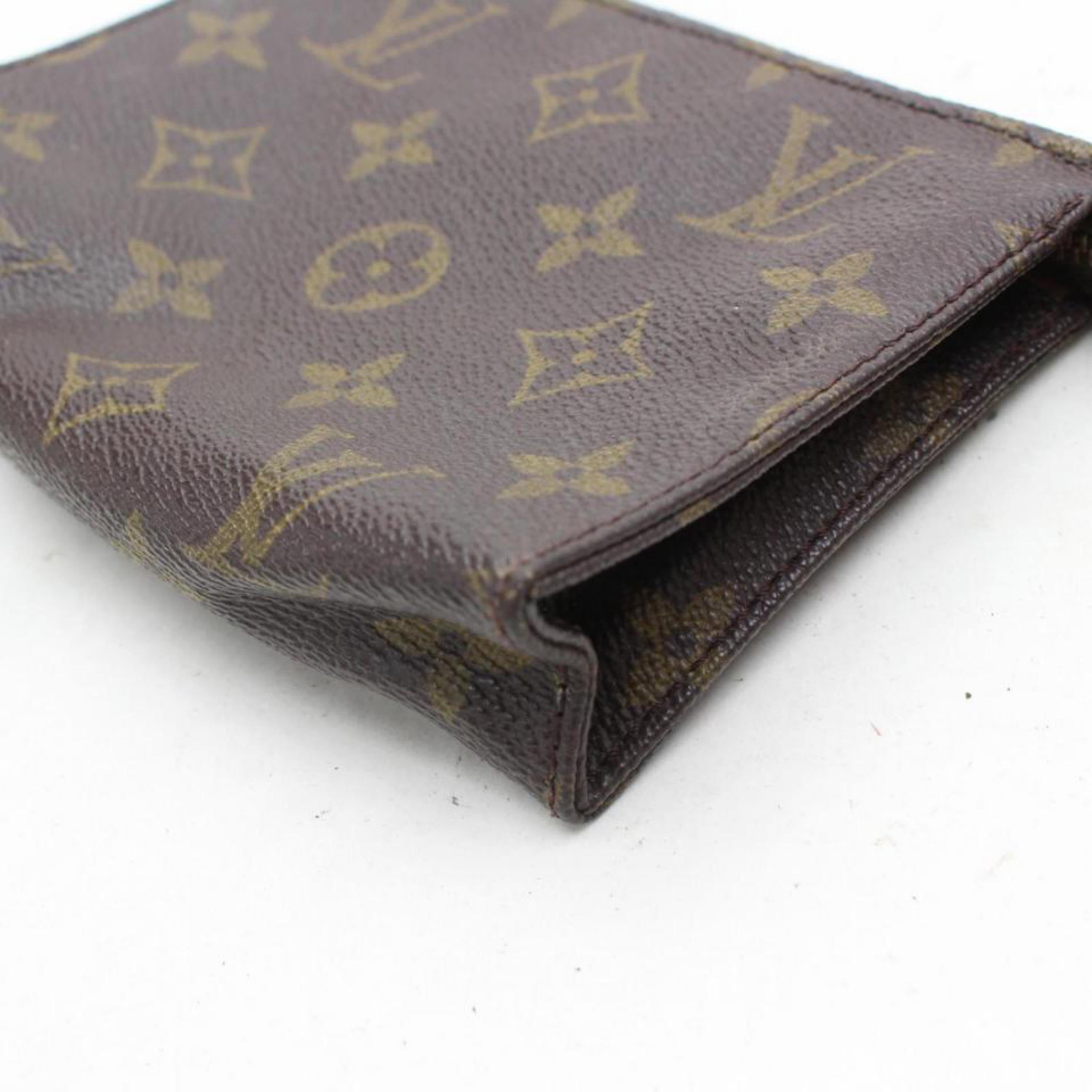 Louis Vuitton Brown Poche Toiletry Pouch 15 Toilette 868413 Cosmetic Bag In Good Condition For Sale In Forest Hills, NY