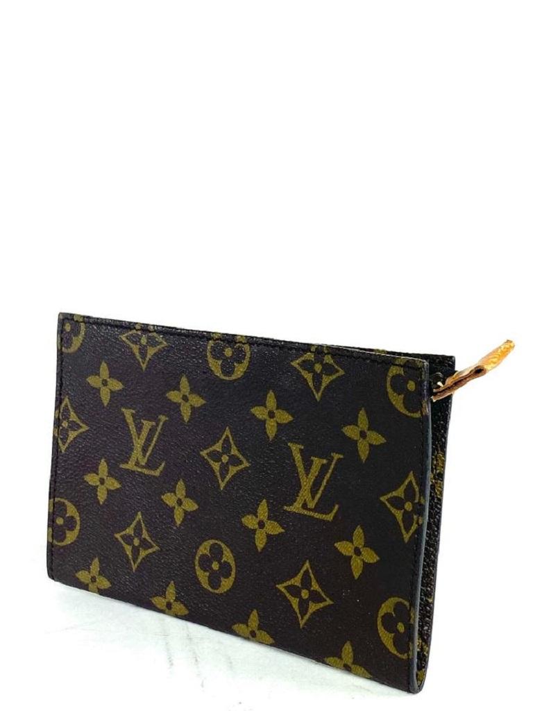 LOUIS VUITTON Vintage Monogram Cosmetic Bag