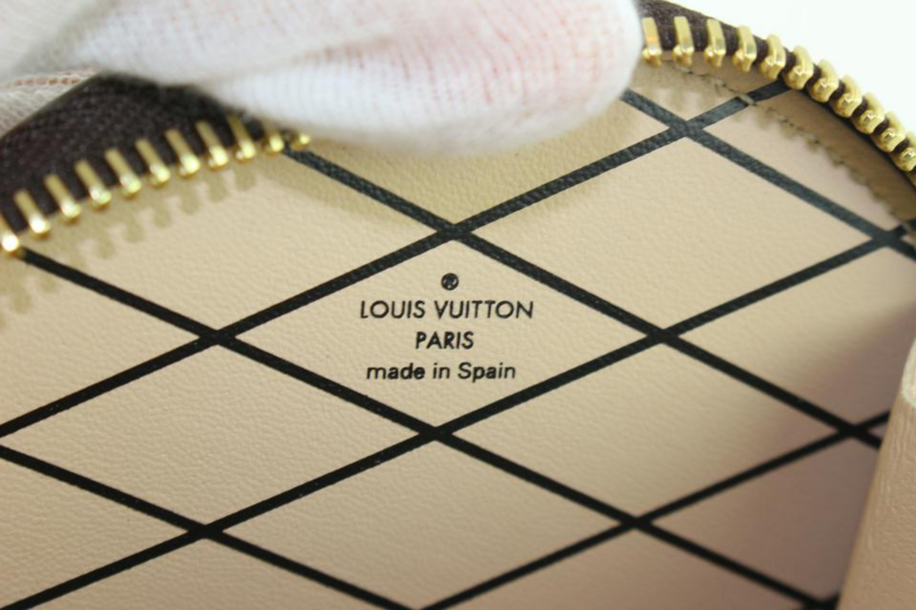 Gray Louis Vuitton Brown (Runway)  Coddington Catogram Micro Boite 7lz1102 Wallet For Sale