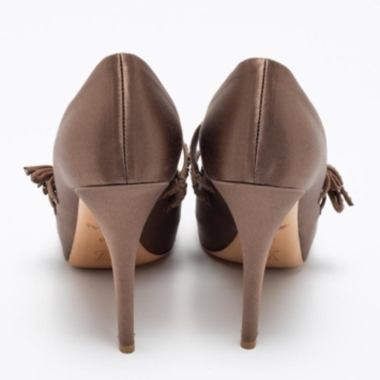 Women's Louis Vuitton Brown Satin Crystal Embellished Peep Toe Pumps Size 40 For Sale