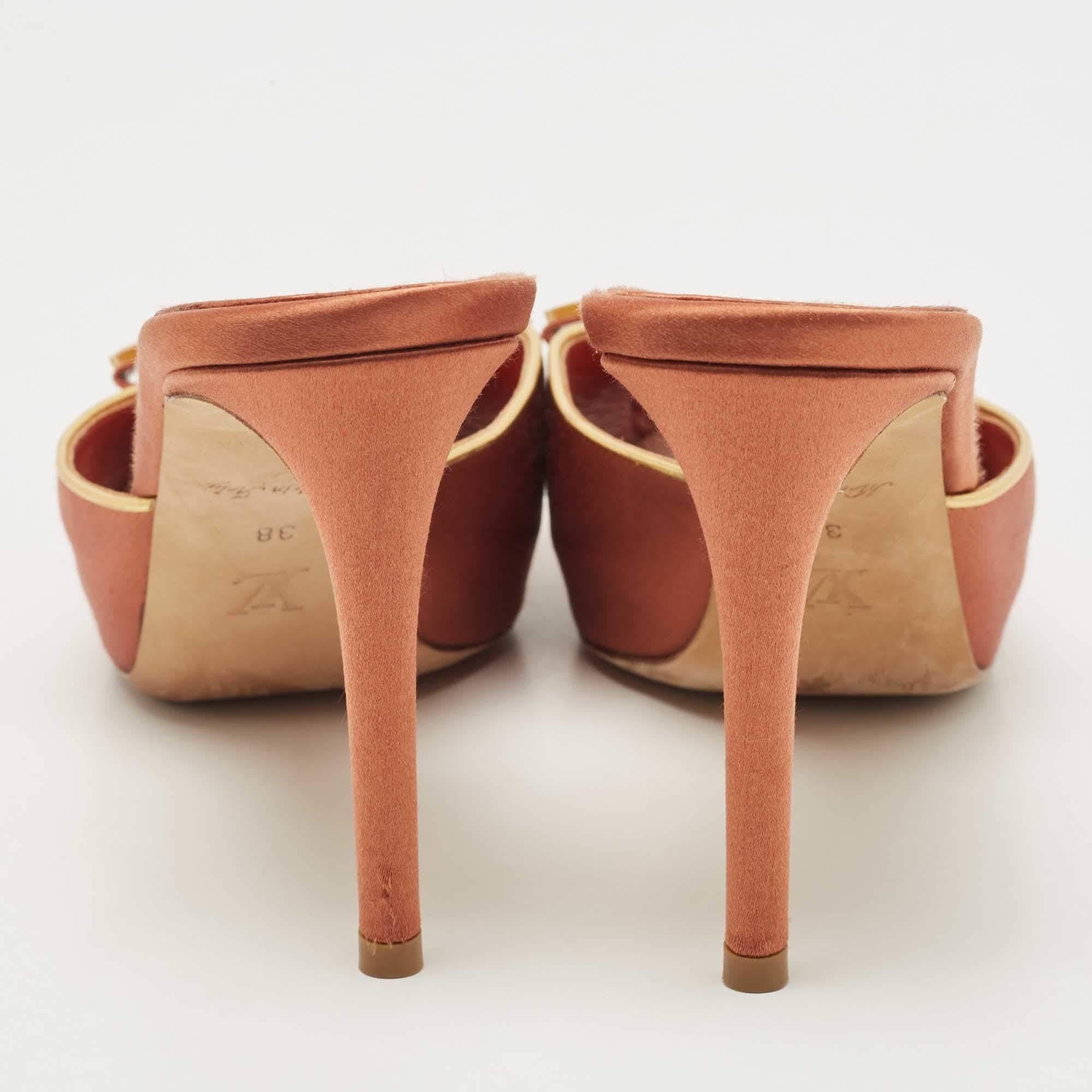 Louis Vuitton Brown Satin Embellished Peep Toe Slide Sandals Size 38 For Sale 4