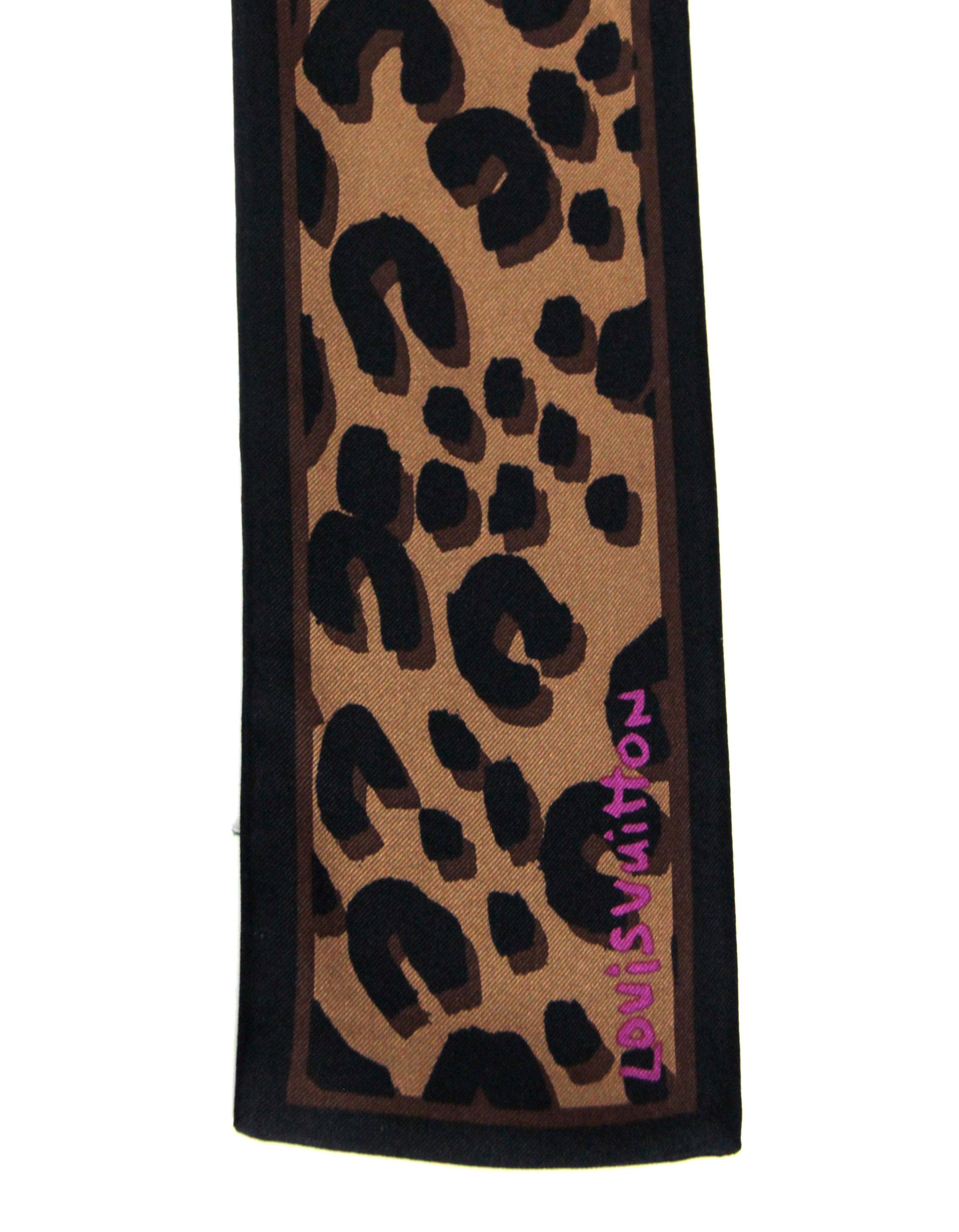 Louis Vuitton Brown Silk Leopard Print Bandeau Scarf In Excellent Condition In New York, NY