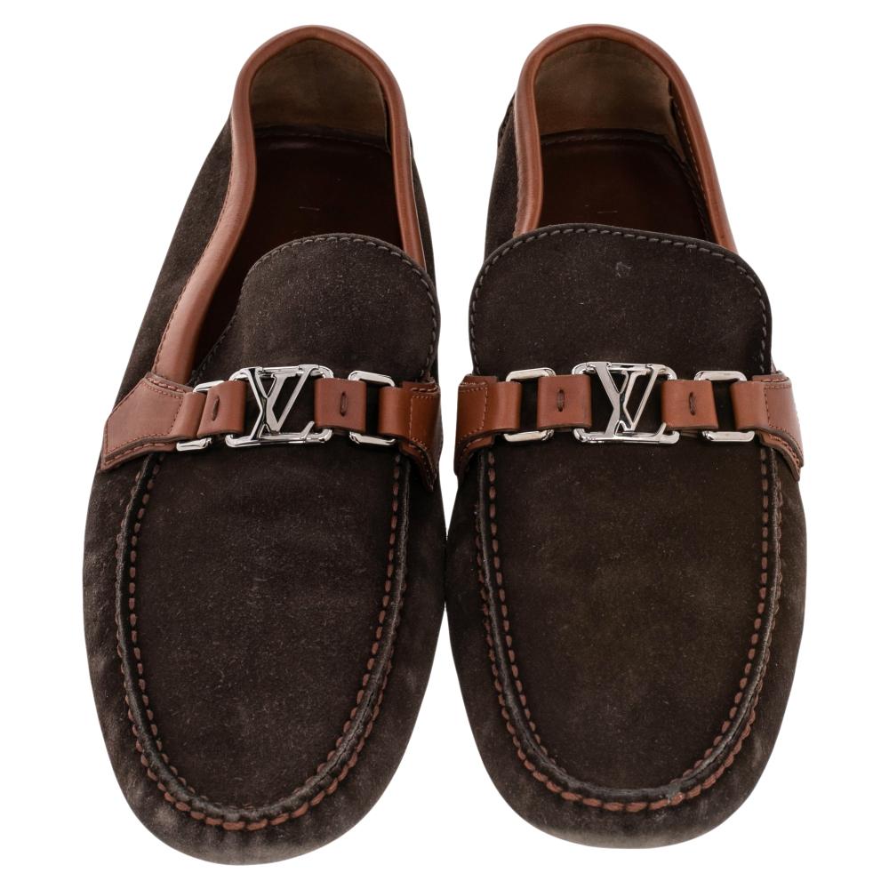 Loafers like these ones from Louis Vuitton are worth every penny because they epitomize both comfort and style. Crafted from leather and suede, they carry neat stitch detailing and the signature LV on the uppers. Complete with leather insoles and