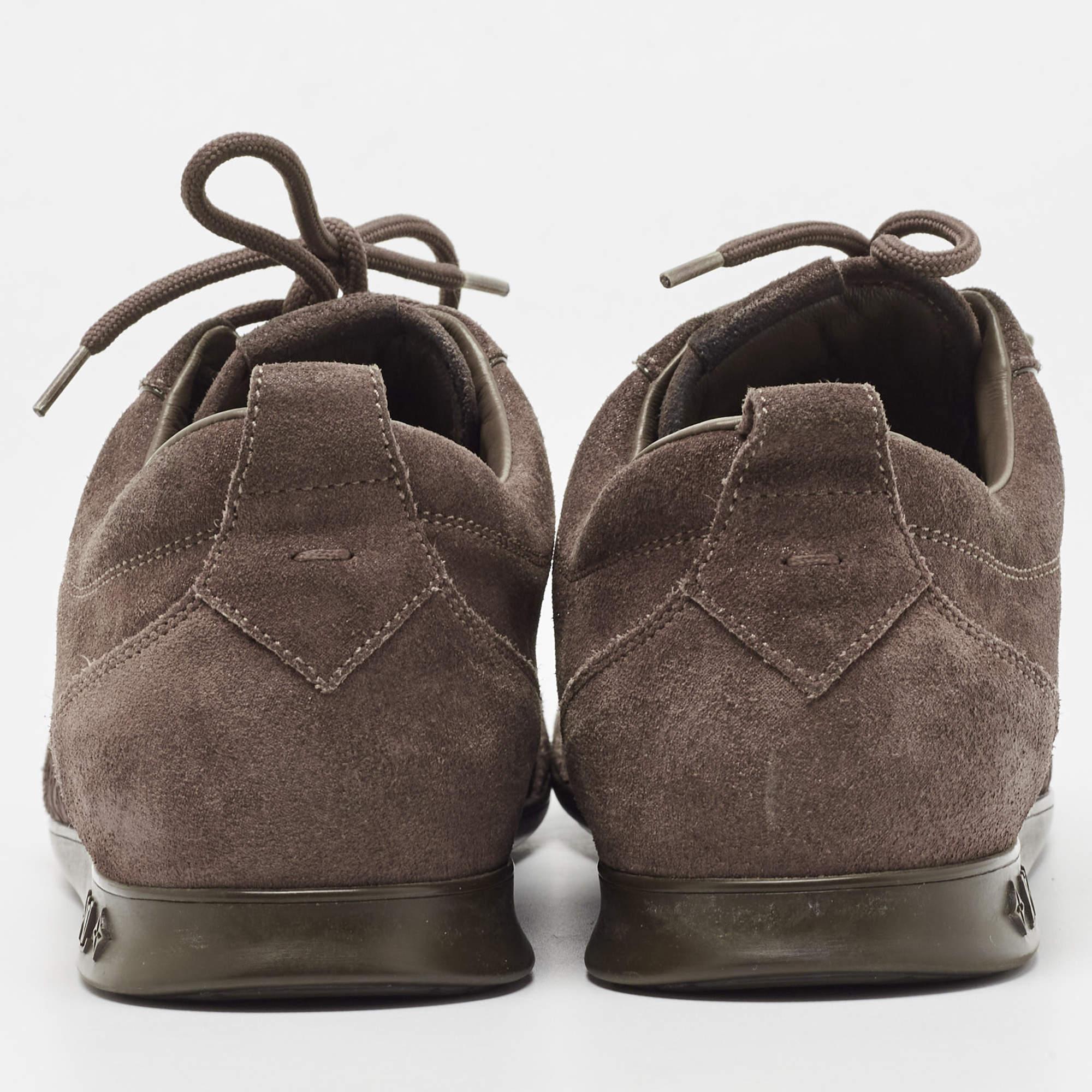 Louis Vuitton Brown Suede And Monogram Satin Low Top Sneakers Size 39.5 For Sale 1