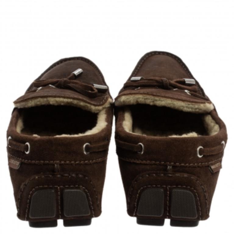 Louis Vuitton Brown Suede Leather Arizona Slip On Loafers Size 42 In Good Condition For Sale In Dubai, Al Qouz 2