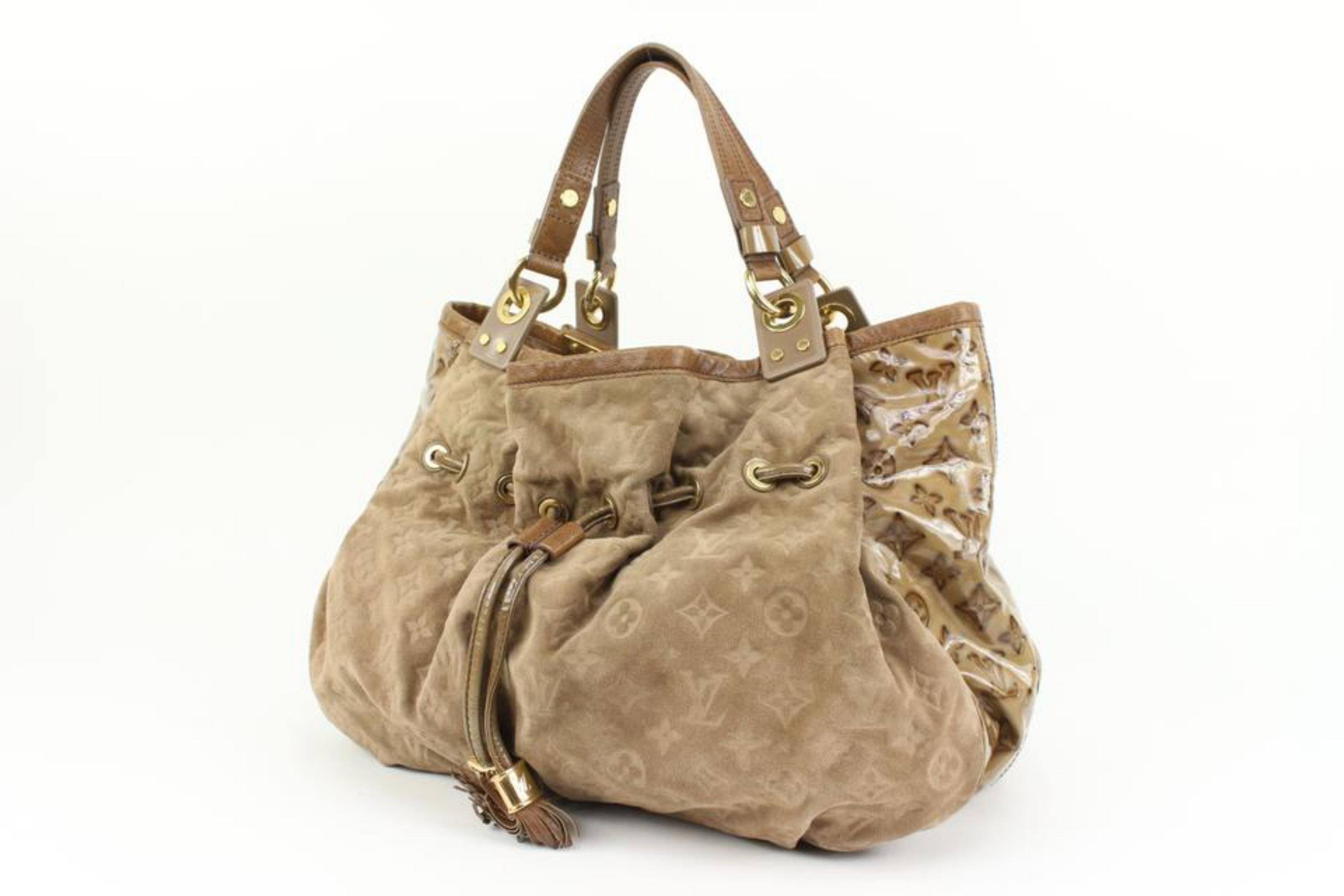 Louis Vuitton Brown Suede x Patent Irene Coco Hobo Bag 67lk322s
Date Code/Serial Number: AR1079
Made In: France
Measurements: Length:  17.5