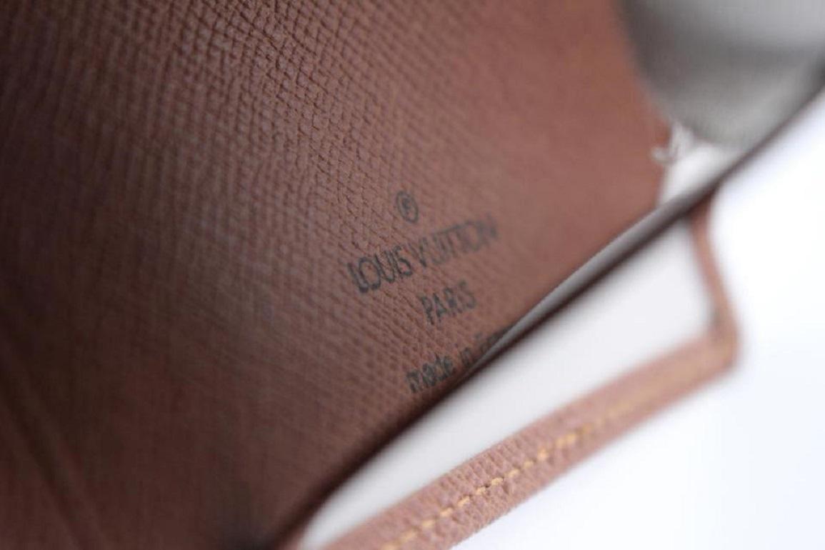 Women's Louis Vuitton Brown Taiga Id Holder Wallet Case 220079 For Sale