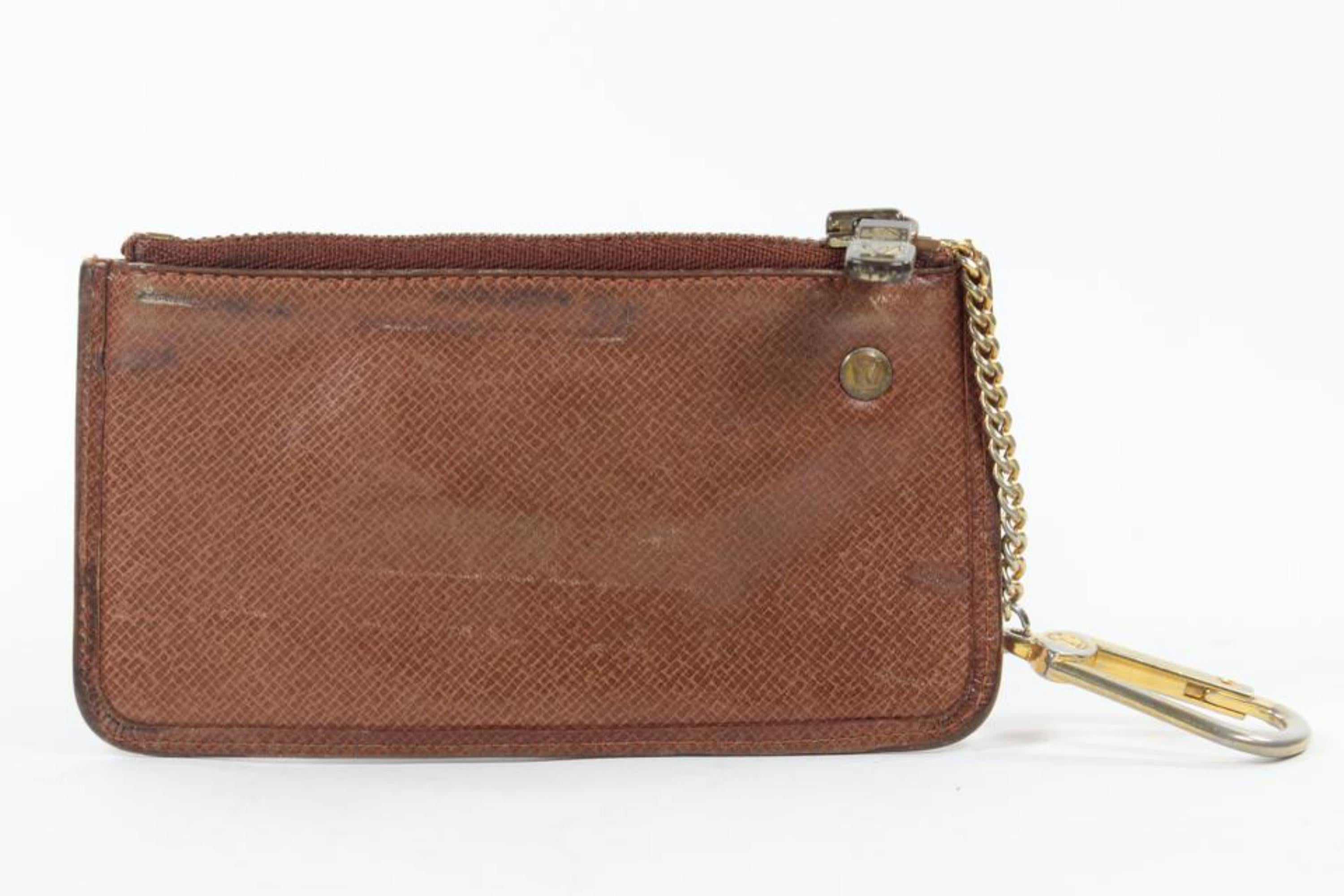 Louis Vuitton Brown Taiga Leather Key Pouch 13lv1103 For Sale 5