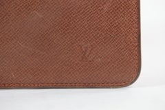 Louis Vuitton Brown Taiga Leather Key Pouch 13lv1103