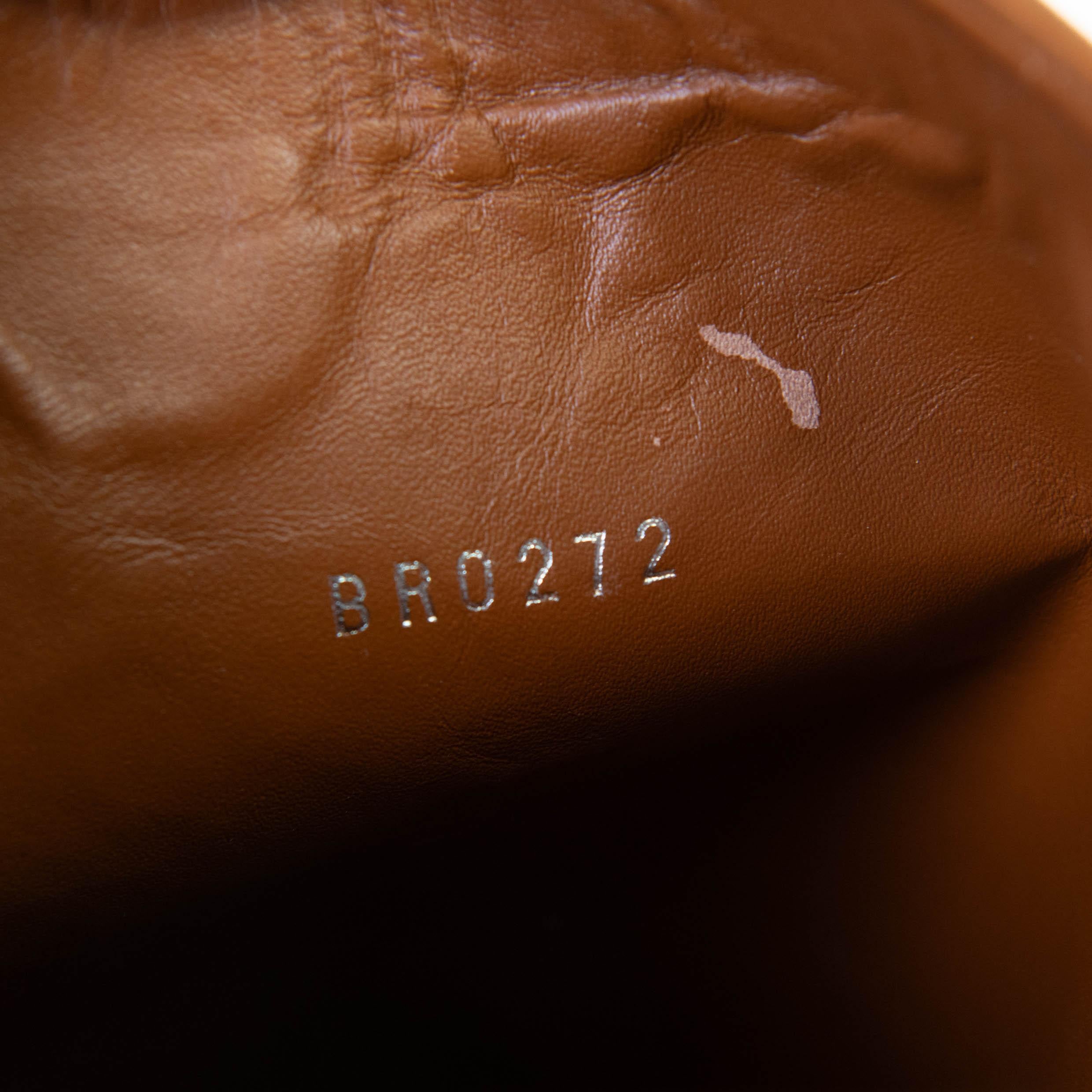 Louis Vuitton Stivali alti in pelle marrone Monogram Taglia 36 in vendita 2