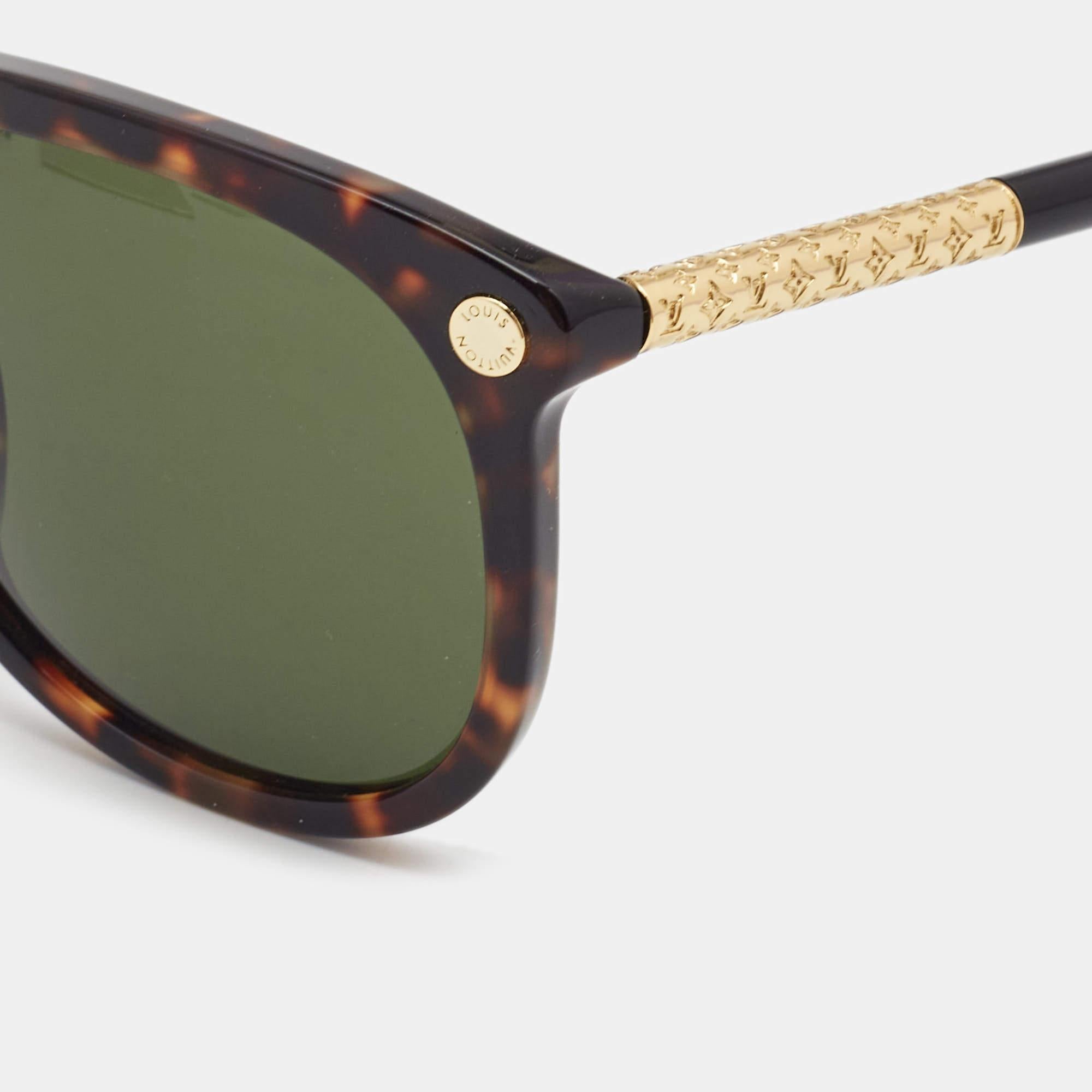 Louis Vuitton Brown Tortoise Z0893E Vertigo Wayfarer Sunglasses In Excellent Condition In Dubai, Al Qouz 2