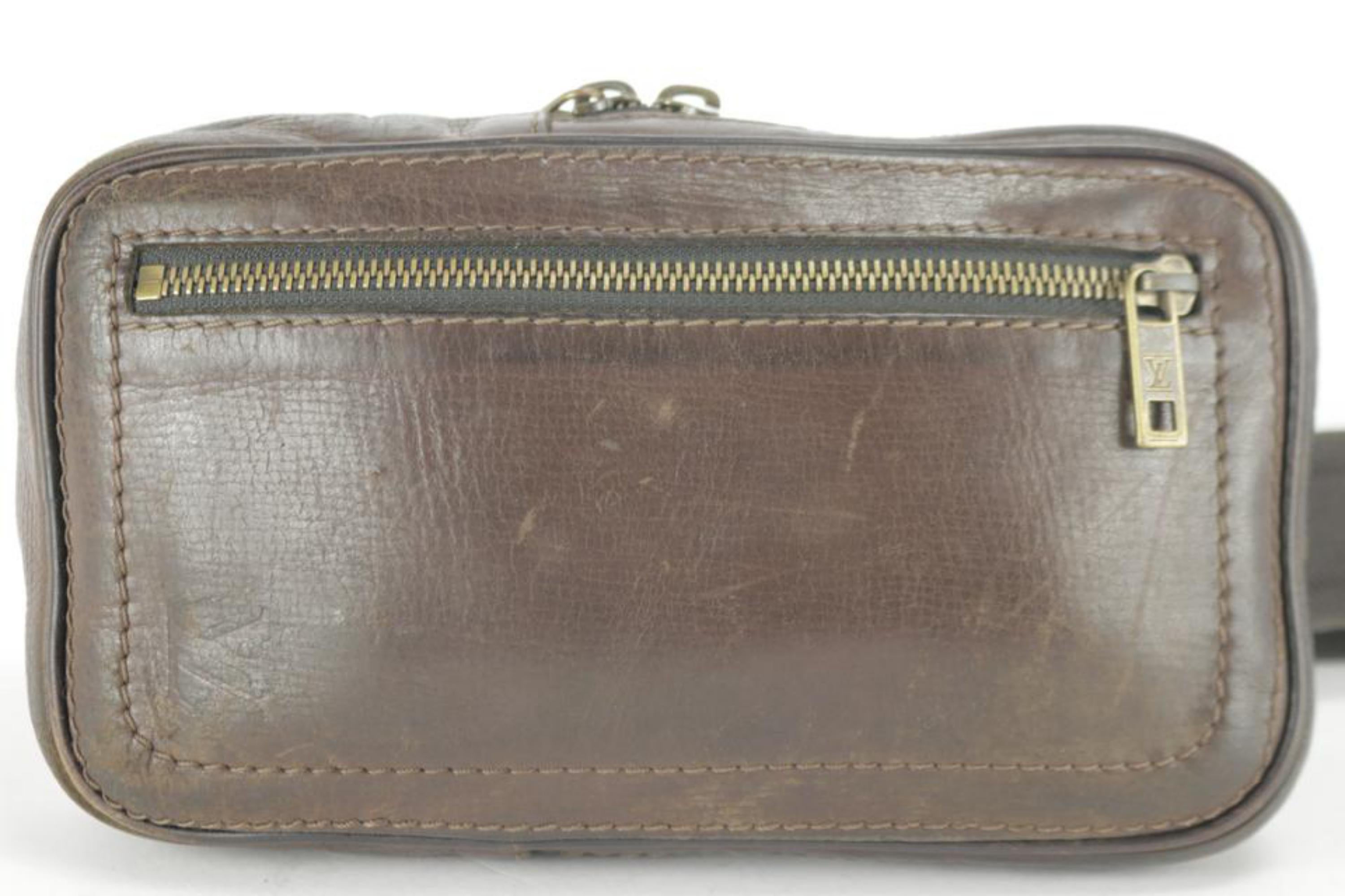 Louis Vuitton Brown Utah Leather Sioux Bumbag Belt Waist Pack Fanny 3LV1V
Date Code/Serial Number: LM0026
Made In: Spain
Measurements: Length: 9