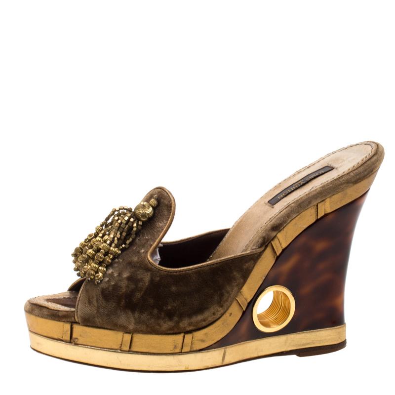 Women's Louis Vuitton Brown Velvet Tassel Open Toe Platform Wedge Sandals Size 37