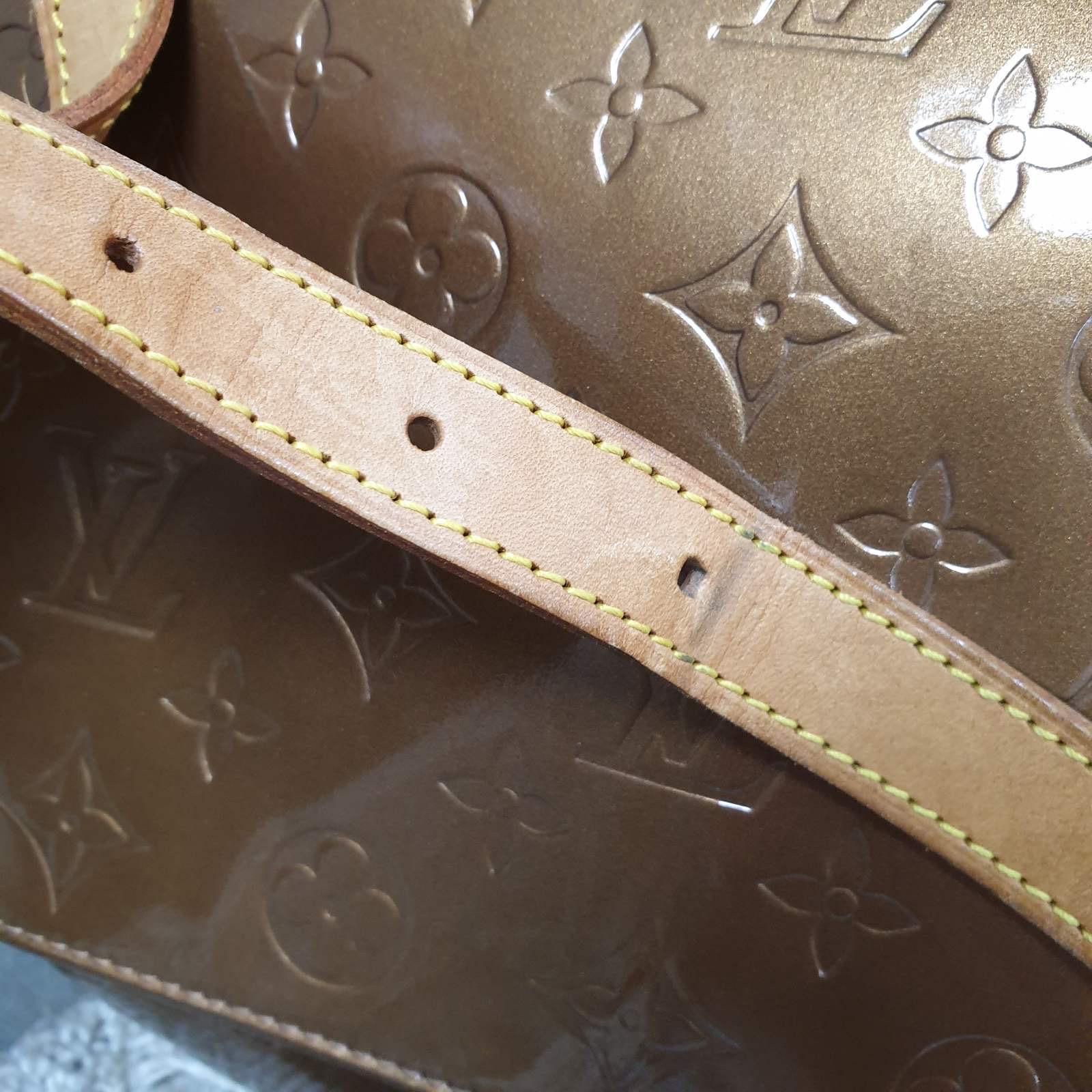 Louis Vuitton - Sac porté épaule marron « Vernis Thompson Street » en vente 5