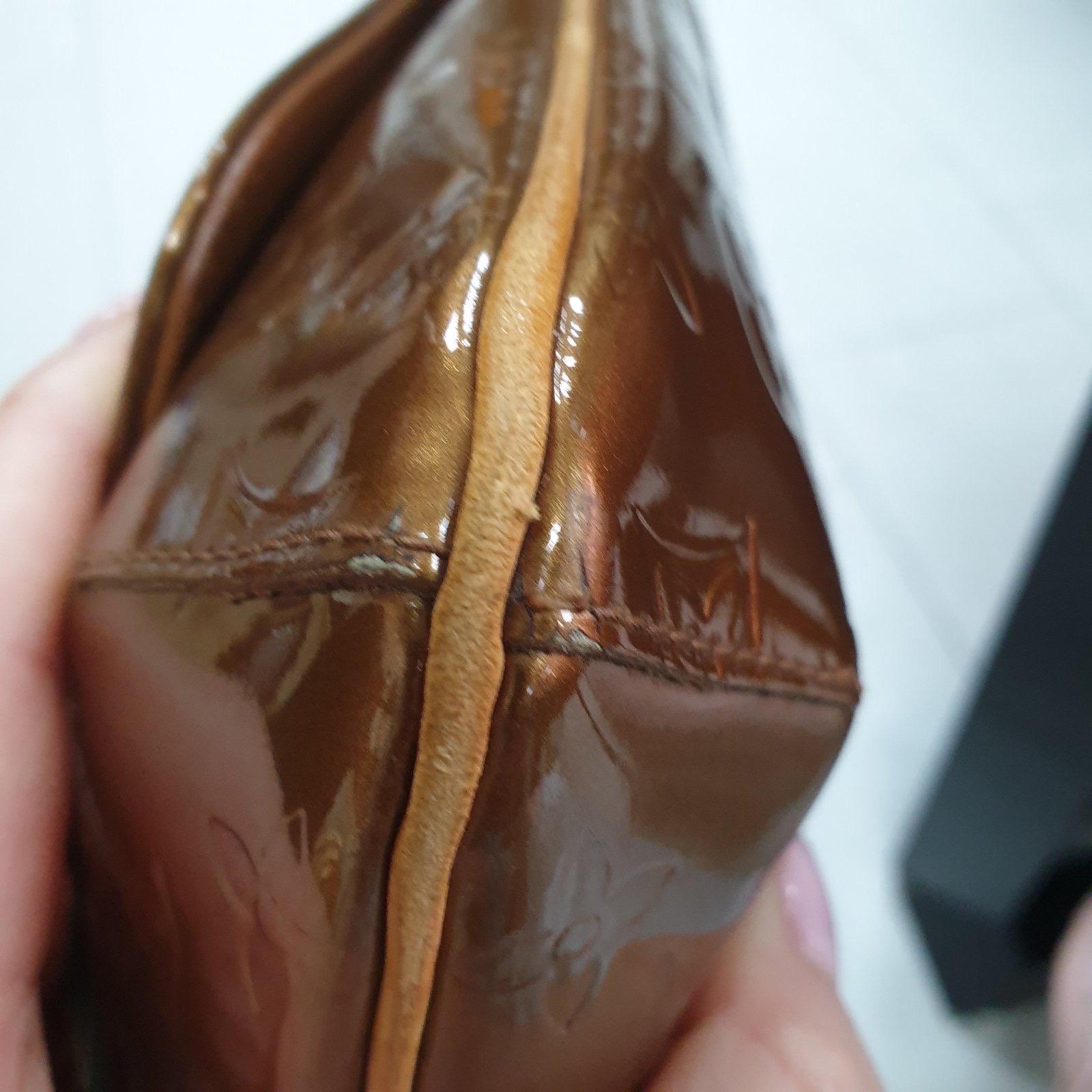 Louis Vuitton - Sac porté épaule marron « Vernis Thompson Street » en vente 7