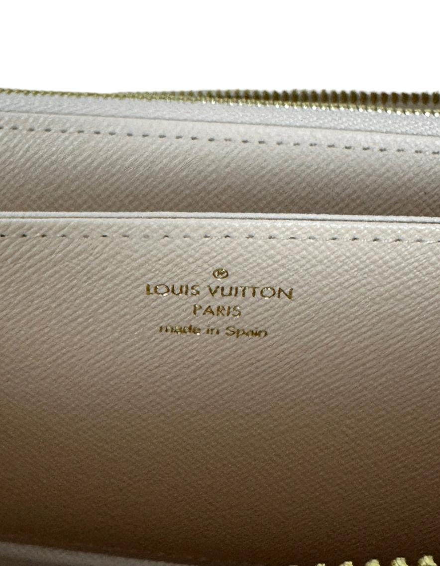 Louis Vuitton Brume Monogram Giant By The Pool Zippy Wallet For Sale 4