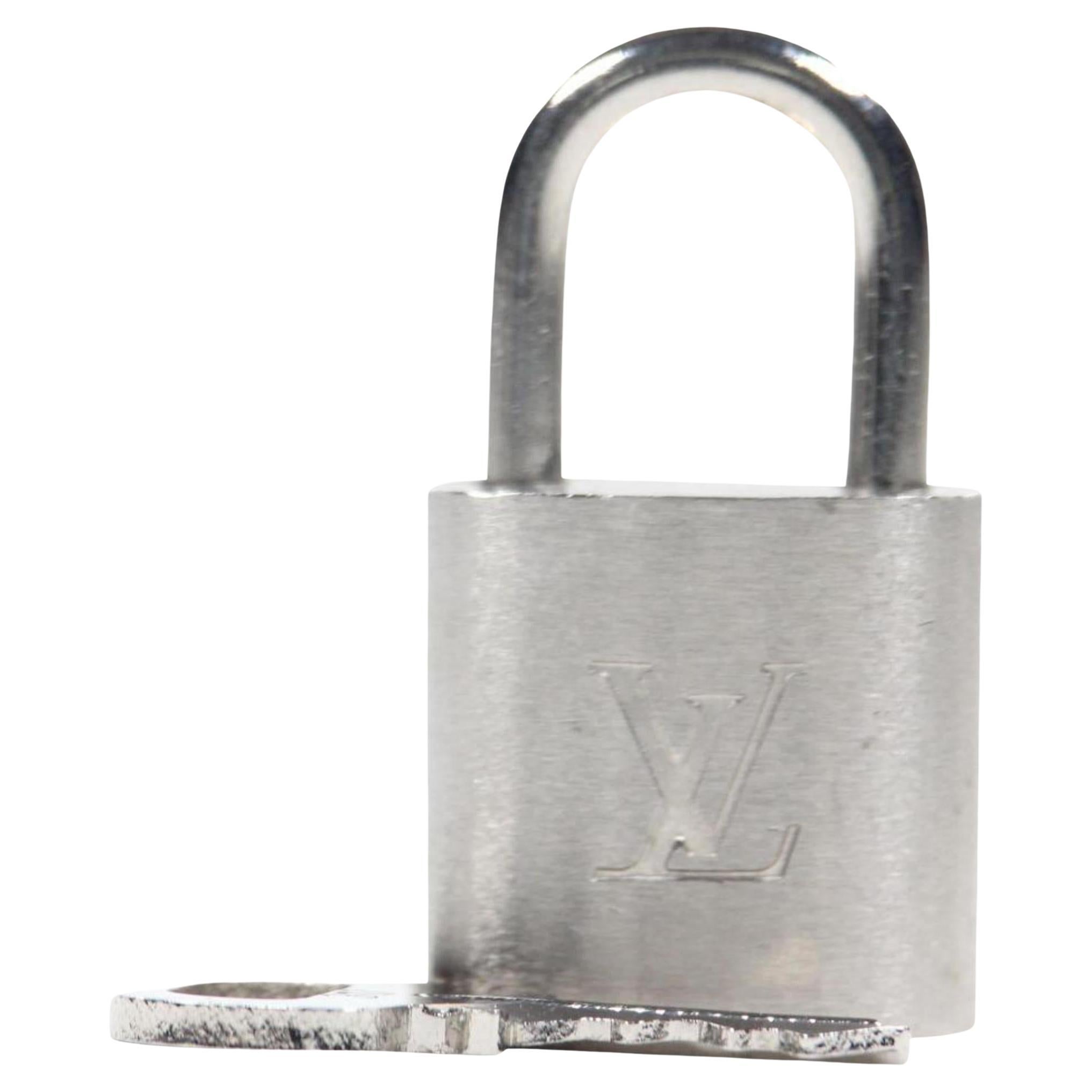 Louis Vuitton Brushed Silver Matte Padlock and Key Bag Charm Lock Set 7LZ1102