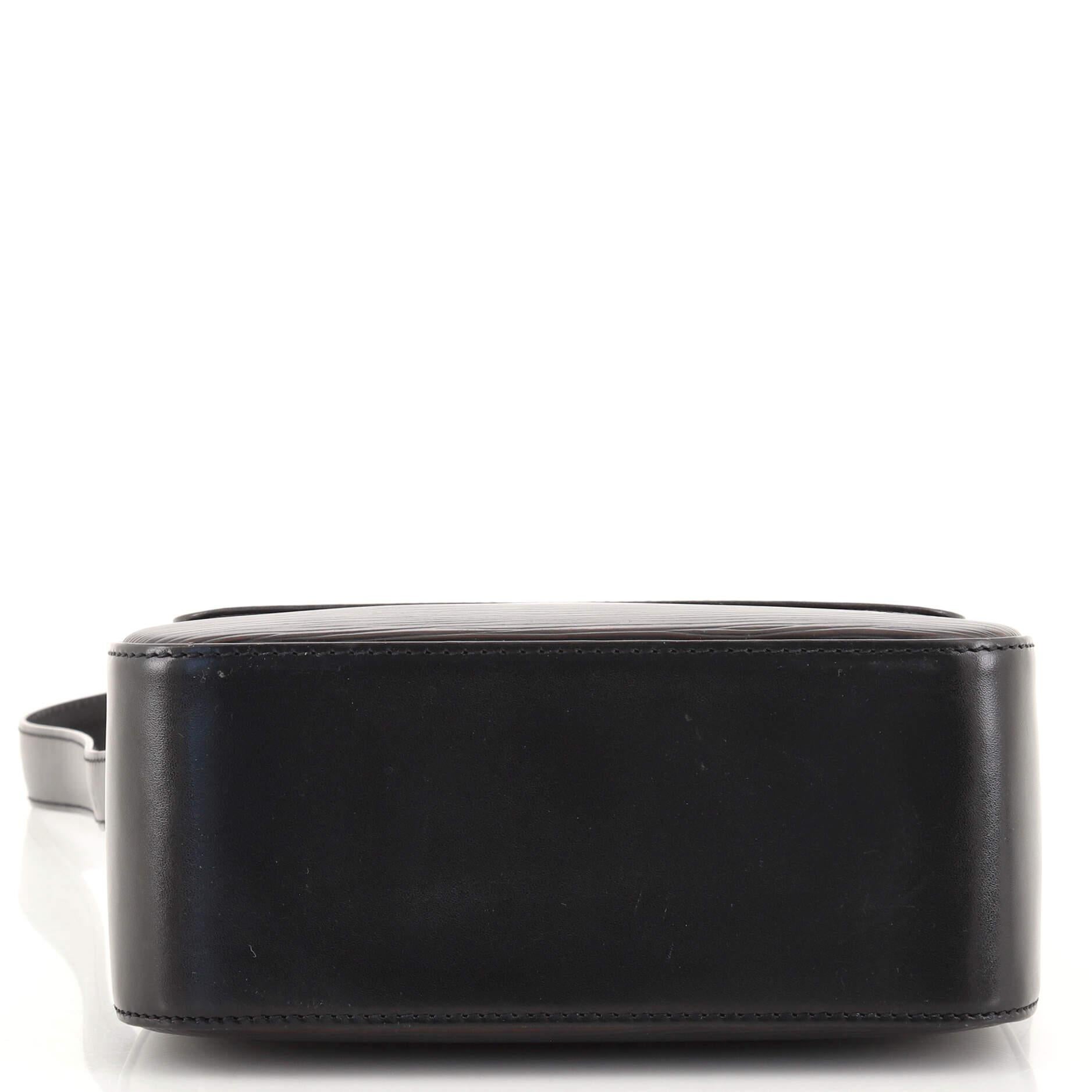 buci louis vuitton review