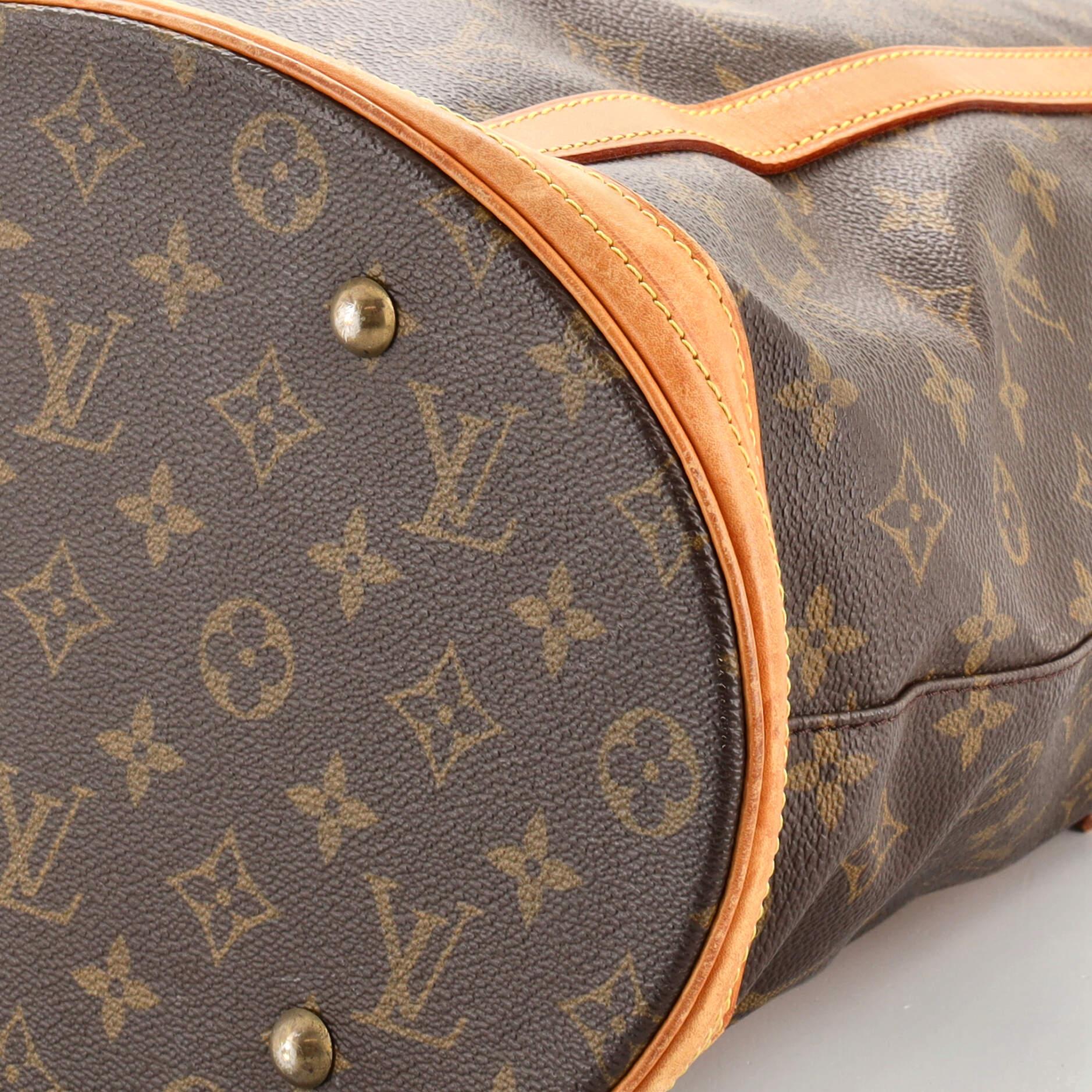 Louis Vuitton Bucket Bag Monogram Canvas GM In Good Condition In NY, NY