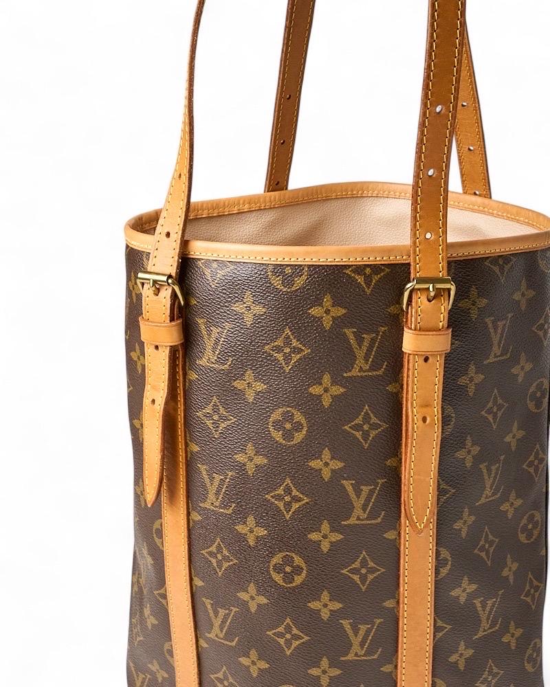 Women's Louis Vuitton Bucket GM Monogram For Sale