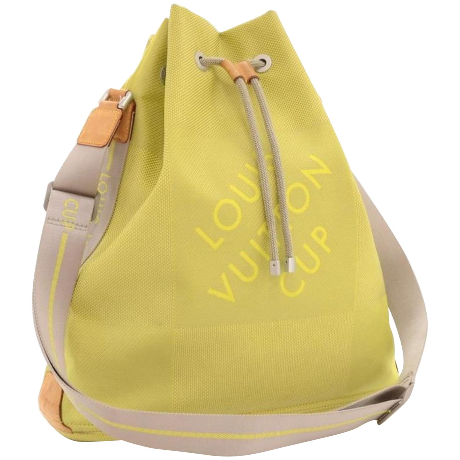 Louis Vuitton Bucket Lv Cup 2003 Lime Damier Geant Noe 225870 Green Canvas Hobo  For Sale