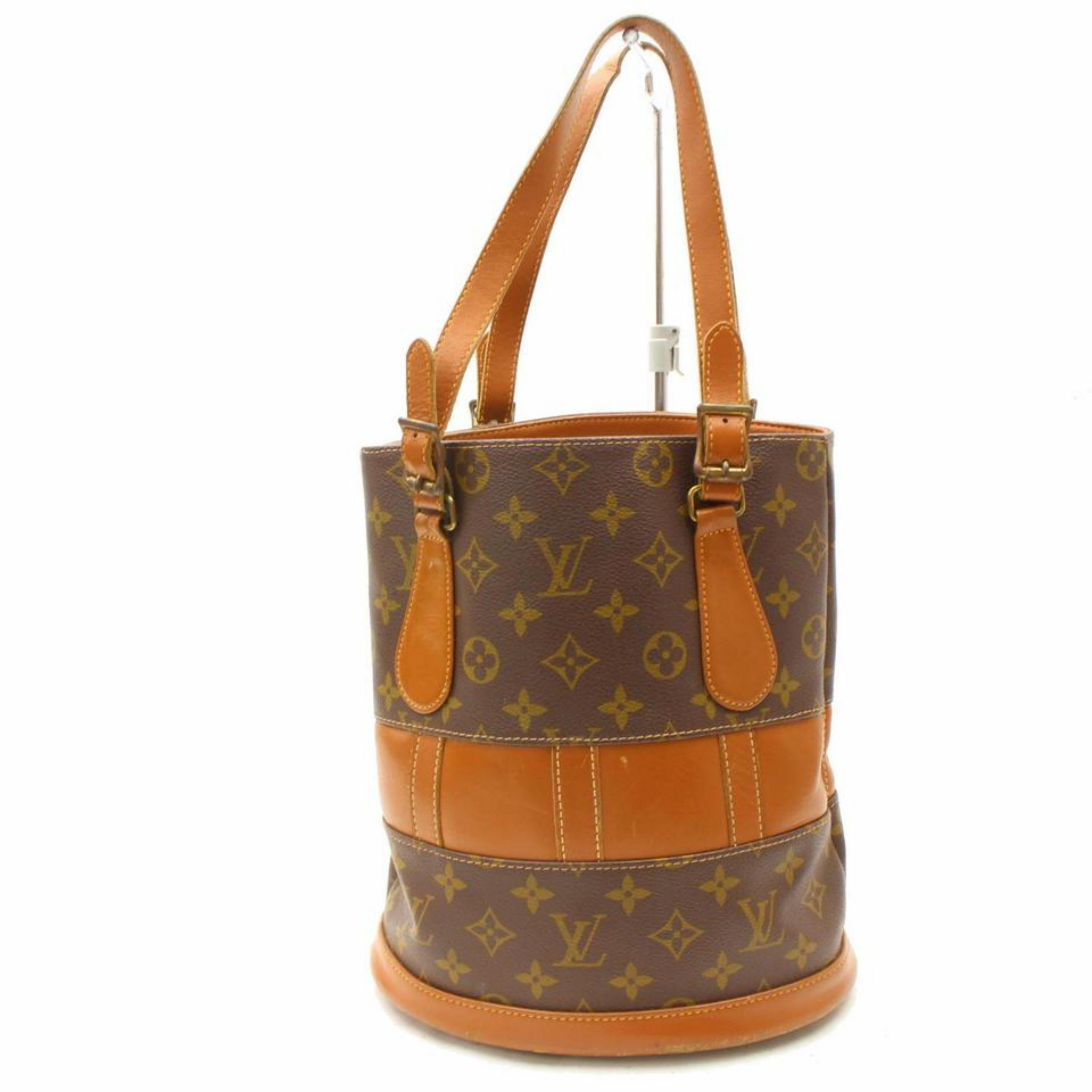 Louis Vuitton Bucket Marais Monogram 868473 Brown Coated Canvas Tote For  Sale at 1stDibs