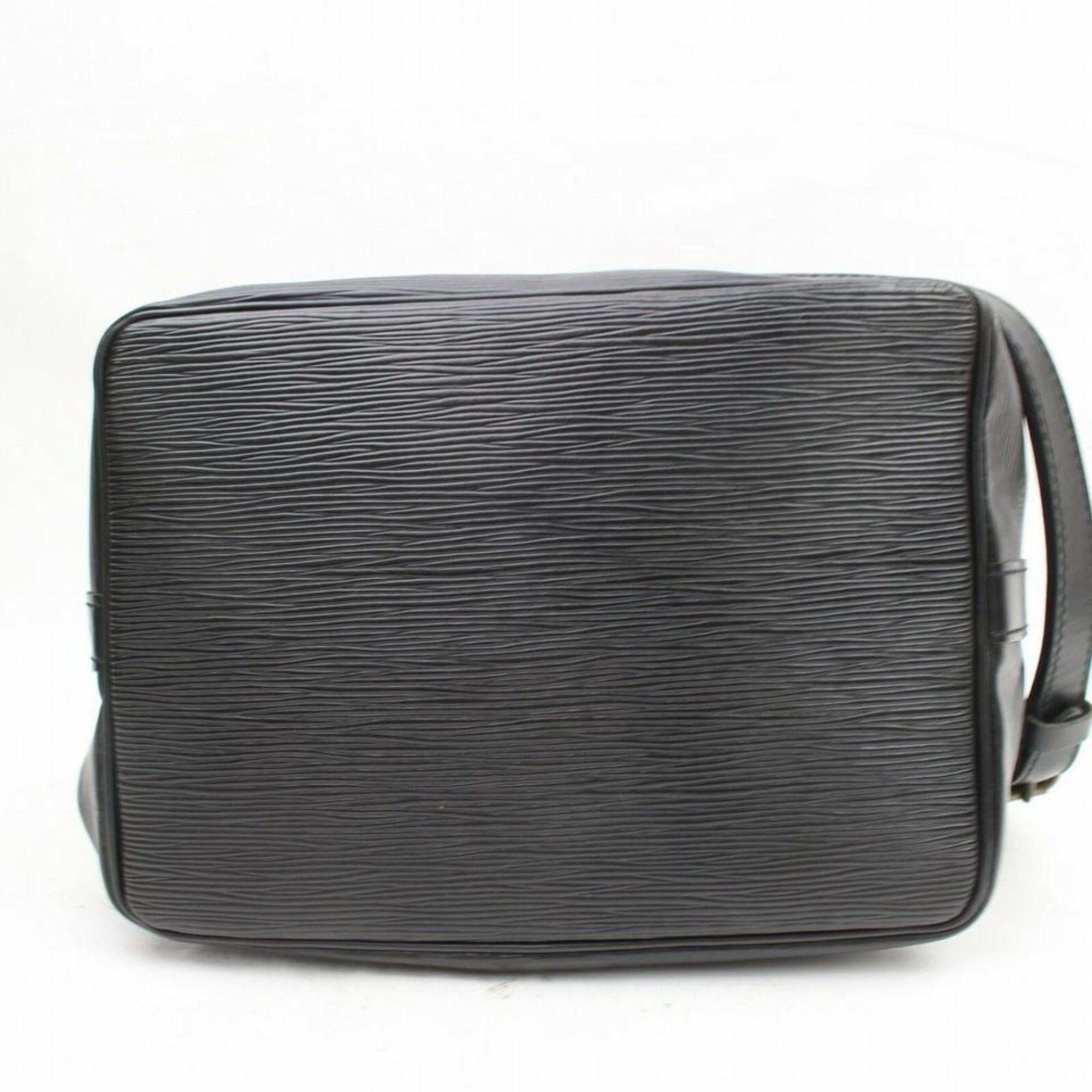 Louis Vuitton Bucket Noir Petit  Hobo 869851 Black Leather Shoulder Bag For Sale 3