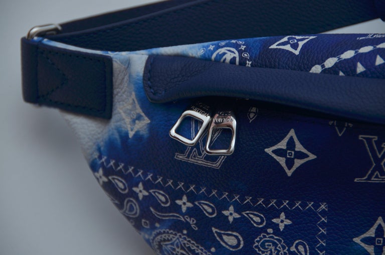 Louis Vuitton Blue Monogram Bandana Discovery Bumbag QJA2YTNPBB000