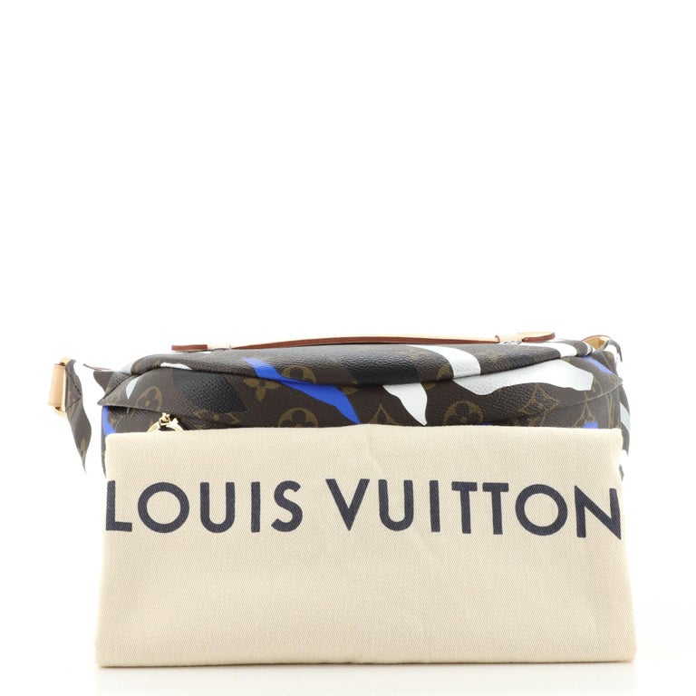 Louis Vuitton x League of Legends Bumbag! Perfect blend of my love