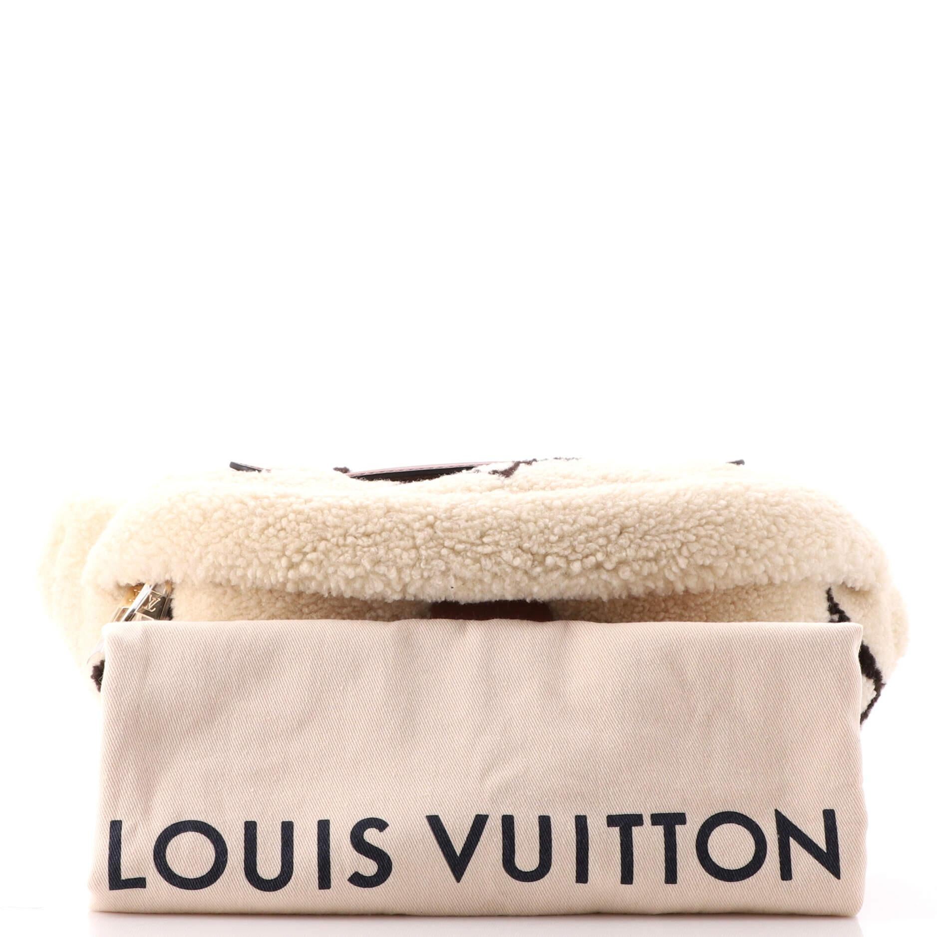 Louis Vuitton Bum Bag Monogram Giant Teddy Fleece 4