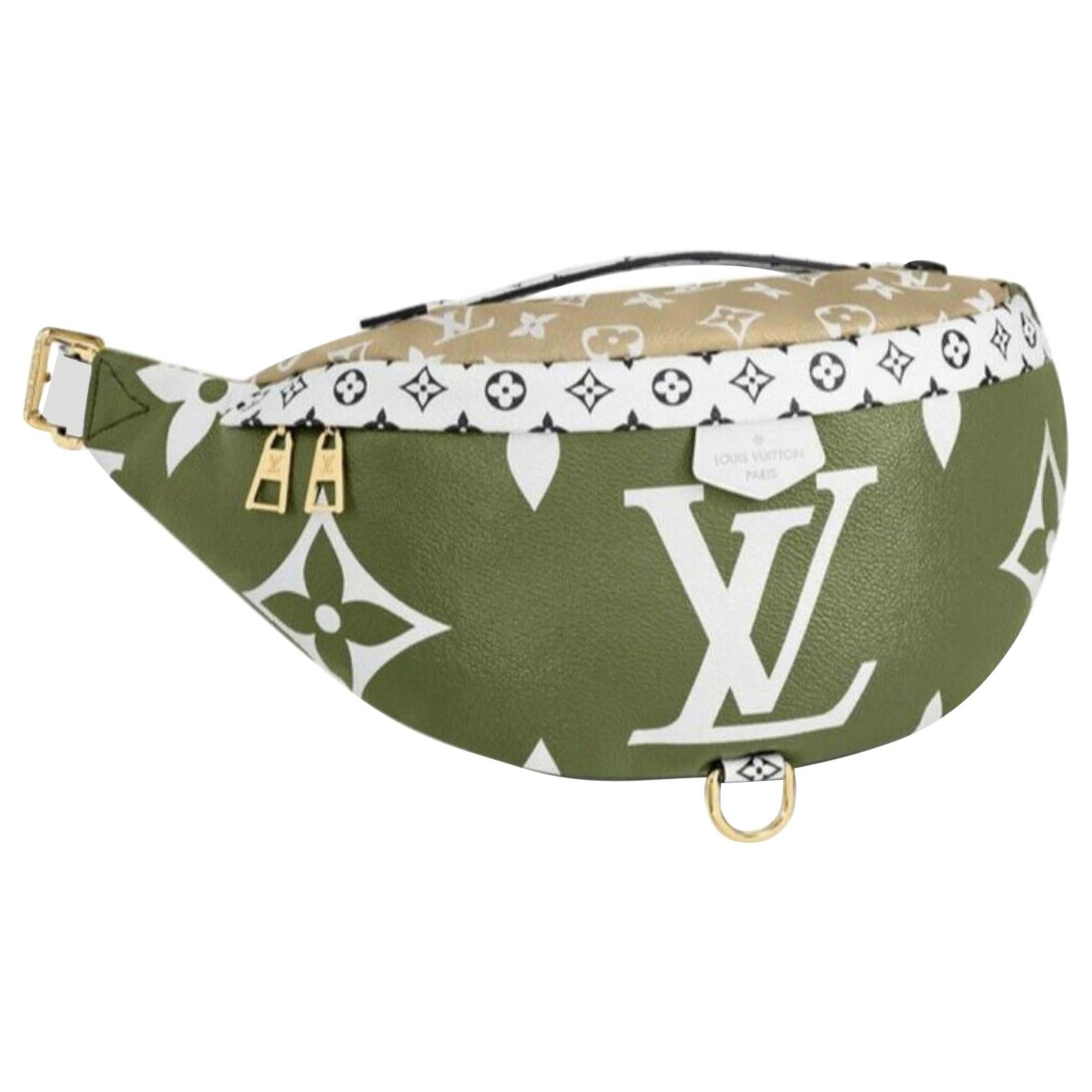 Louis Vuitton Bumbag Limited Runway  Khaki 870427 Green Canvas Cross Body Bag For Sale