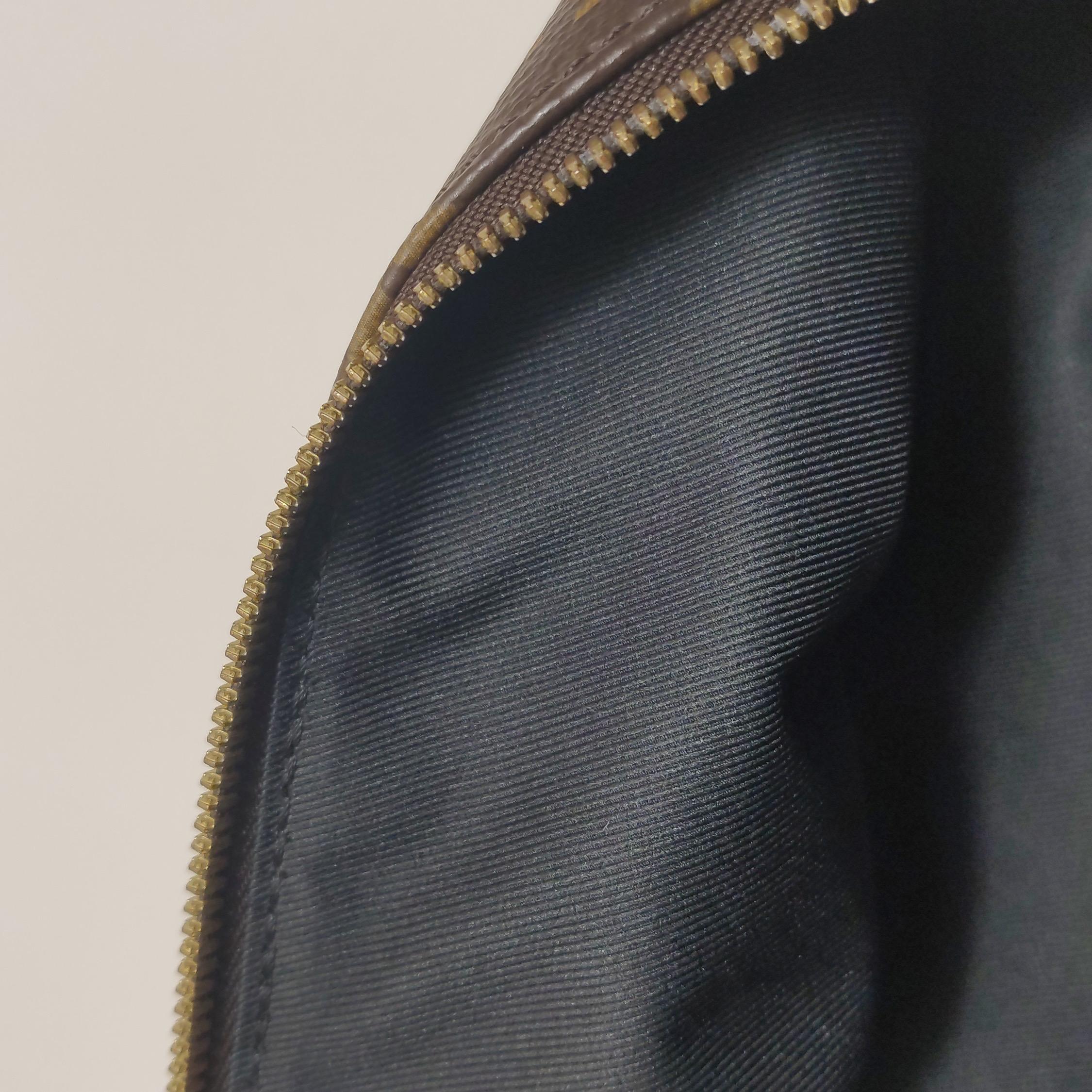 Louis Vuitton Gürteltasche Monogram Braun im Angebot 5