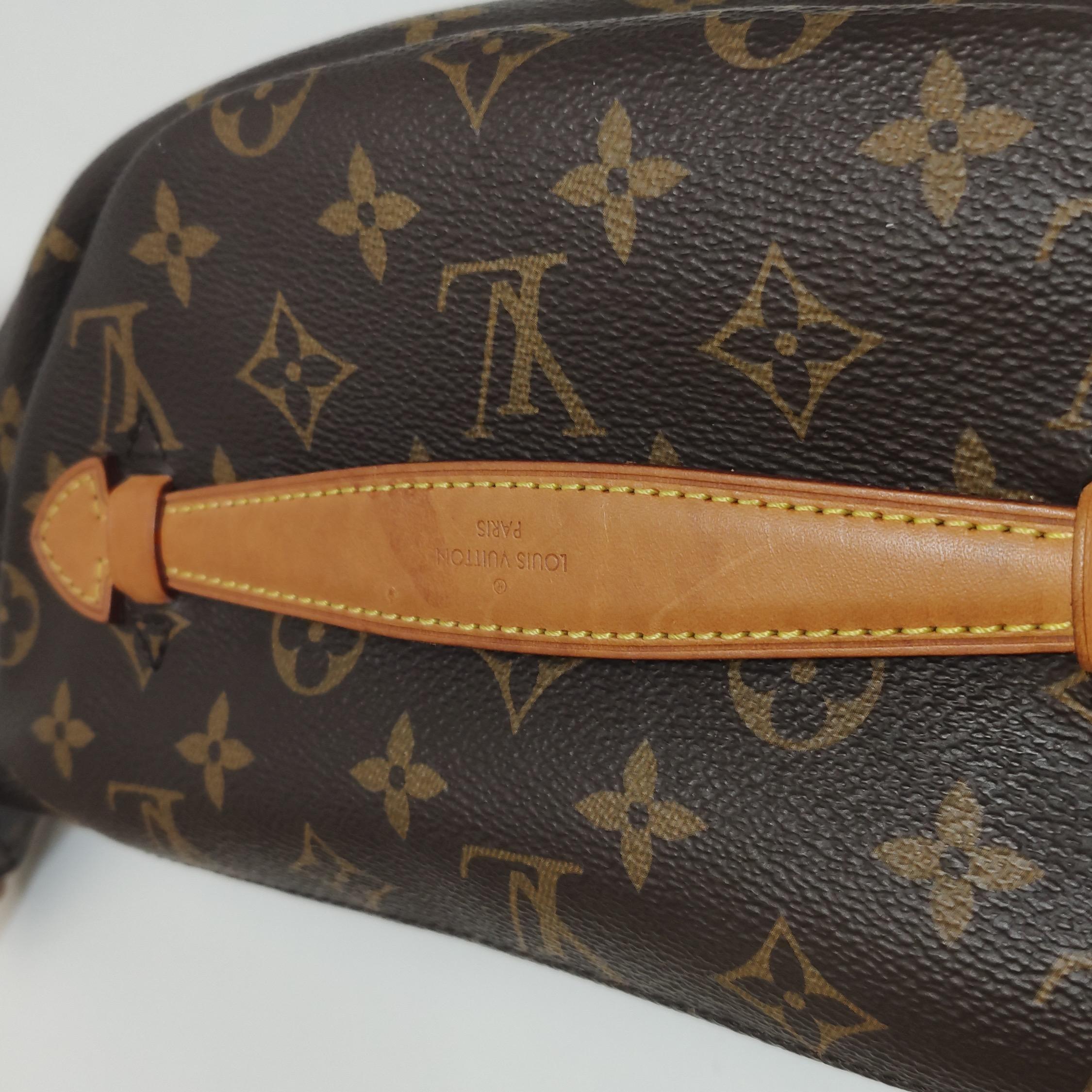 Louis Vuitton Gürteltasche Monogram Braun im Angebot 6